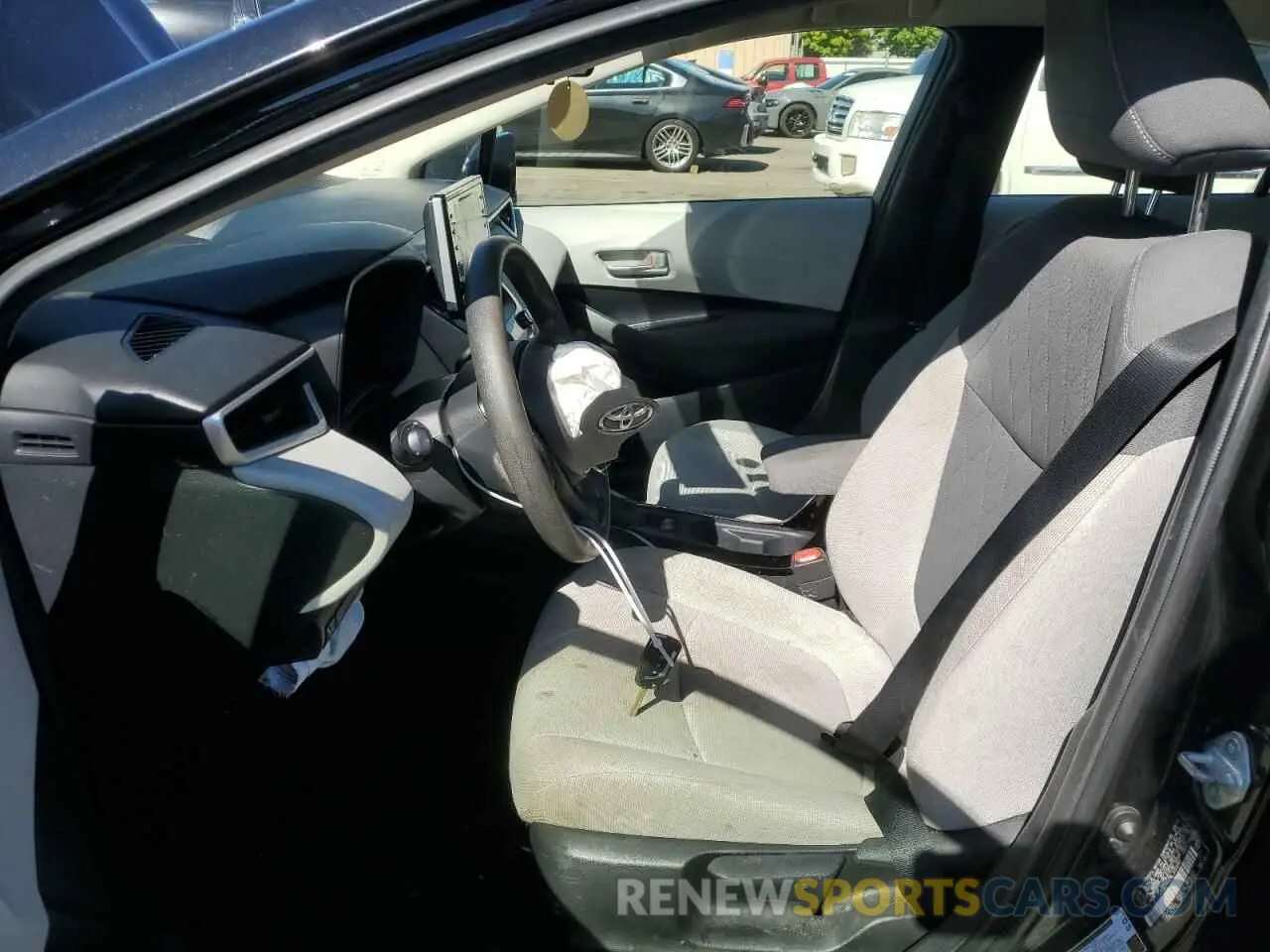 7 Photograph of a damaged car JTDEPRAE9LJ023680 TOYOTA COROLLA 2020