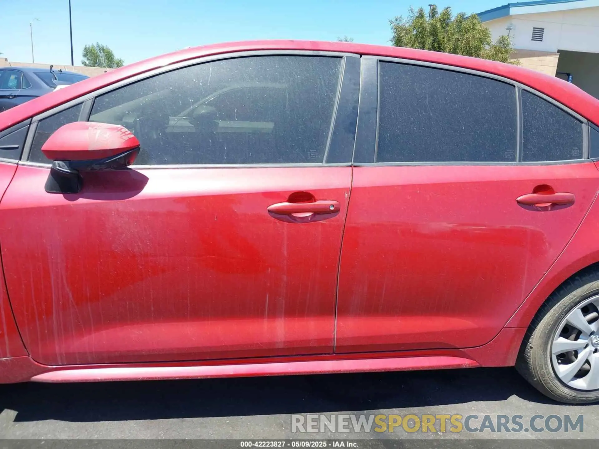 14 Photograph of a damaged car JTDEPRAE9LJ030001 TOYOTA COROLLA 2020
