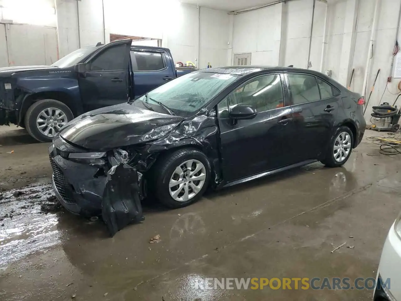 1 Photograph of a damaged car JTDEPRAE9LJ034937 TOYOTA COROLLA 2020