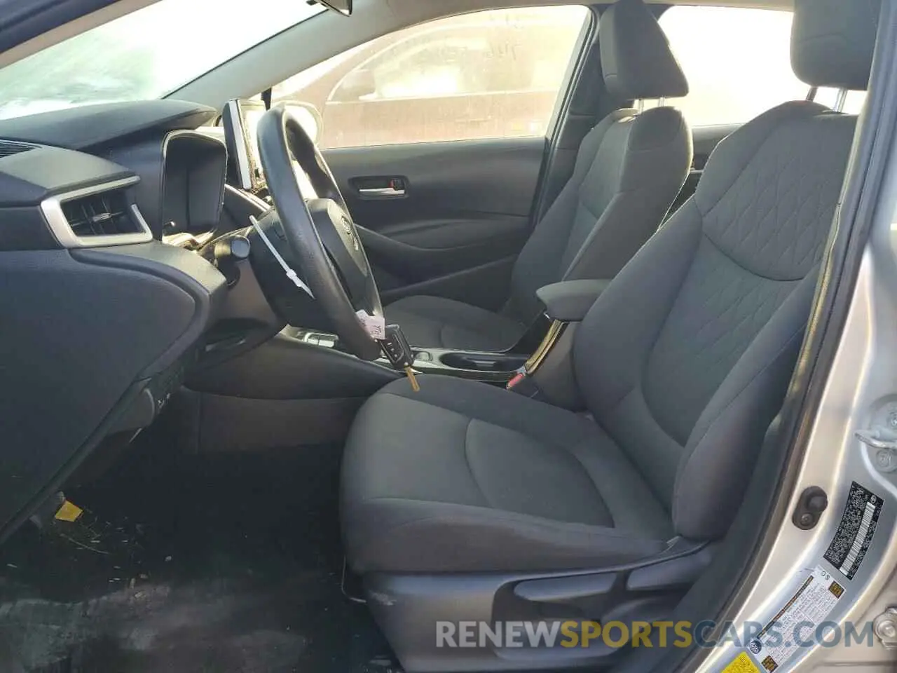 7 Photograph of a damaged car JTDEPRAE9LJ038650 TOYOTA COROLLA 2020