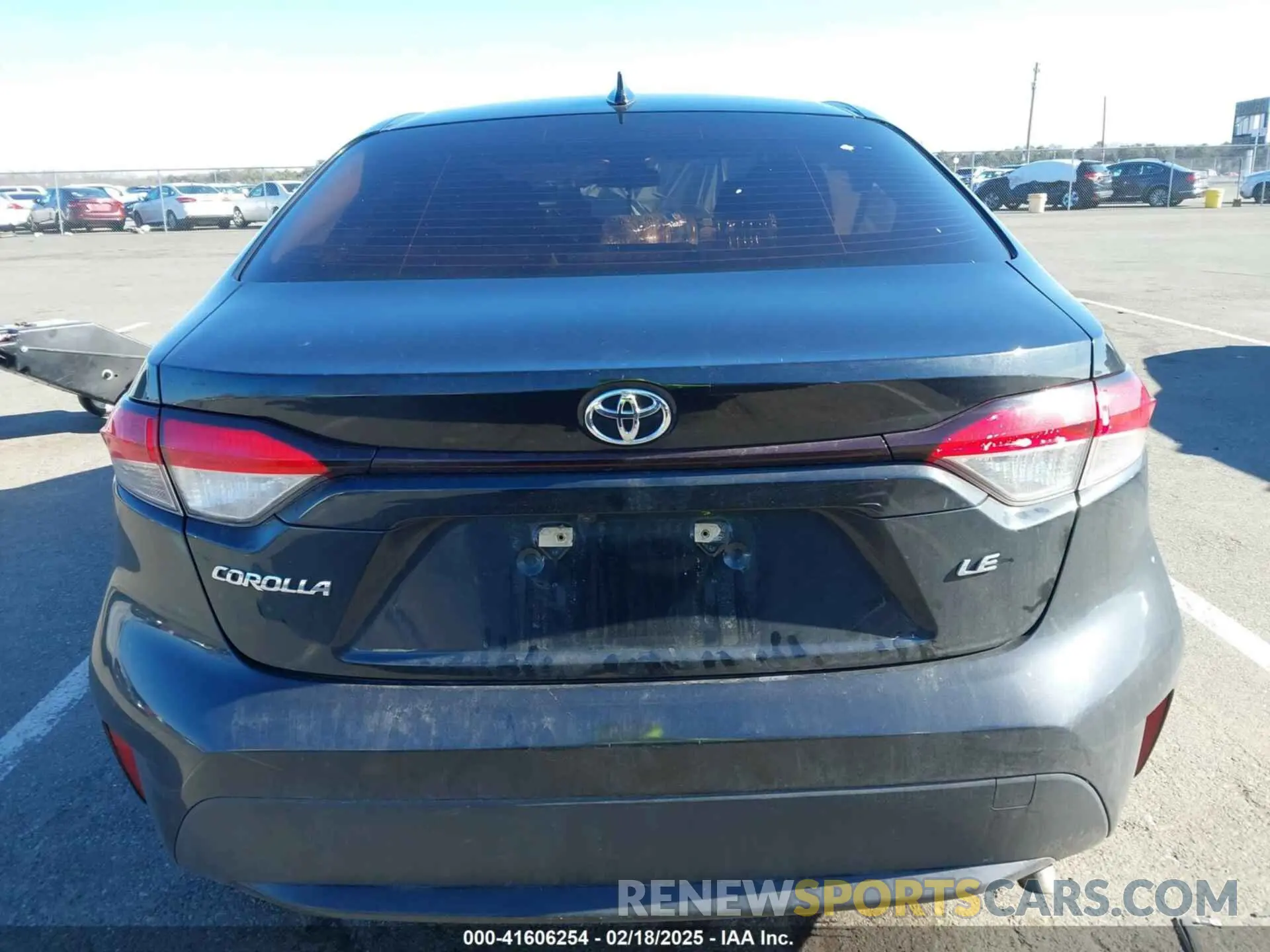 16 Photograph of a damaged car JTDEPRAE9LJ042357 TOYOTA COROLLA 2020