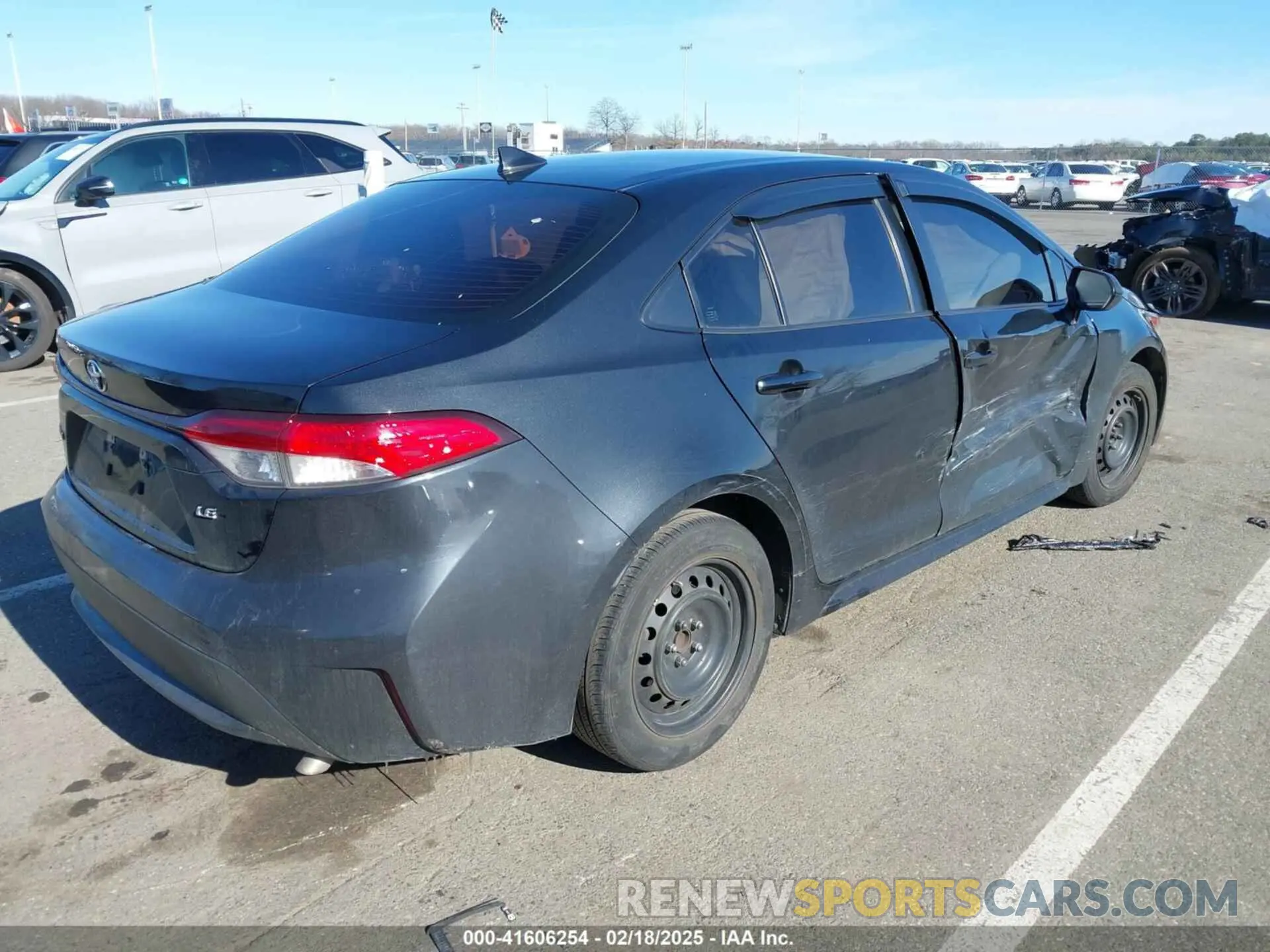 4 Photograph of a damaged car JTDEPRAE9LJ042357 TOYOTA COROLLA 2020