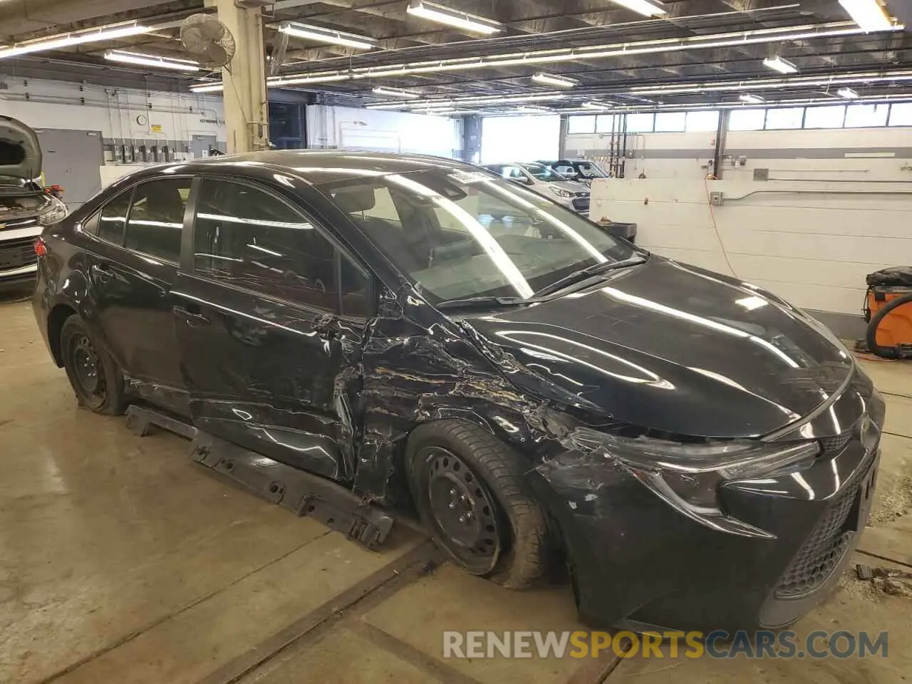 4 Photograph of a damaged car JTDEPRAE9LJ047509 TOYOTA COROLLA 2020