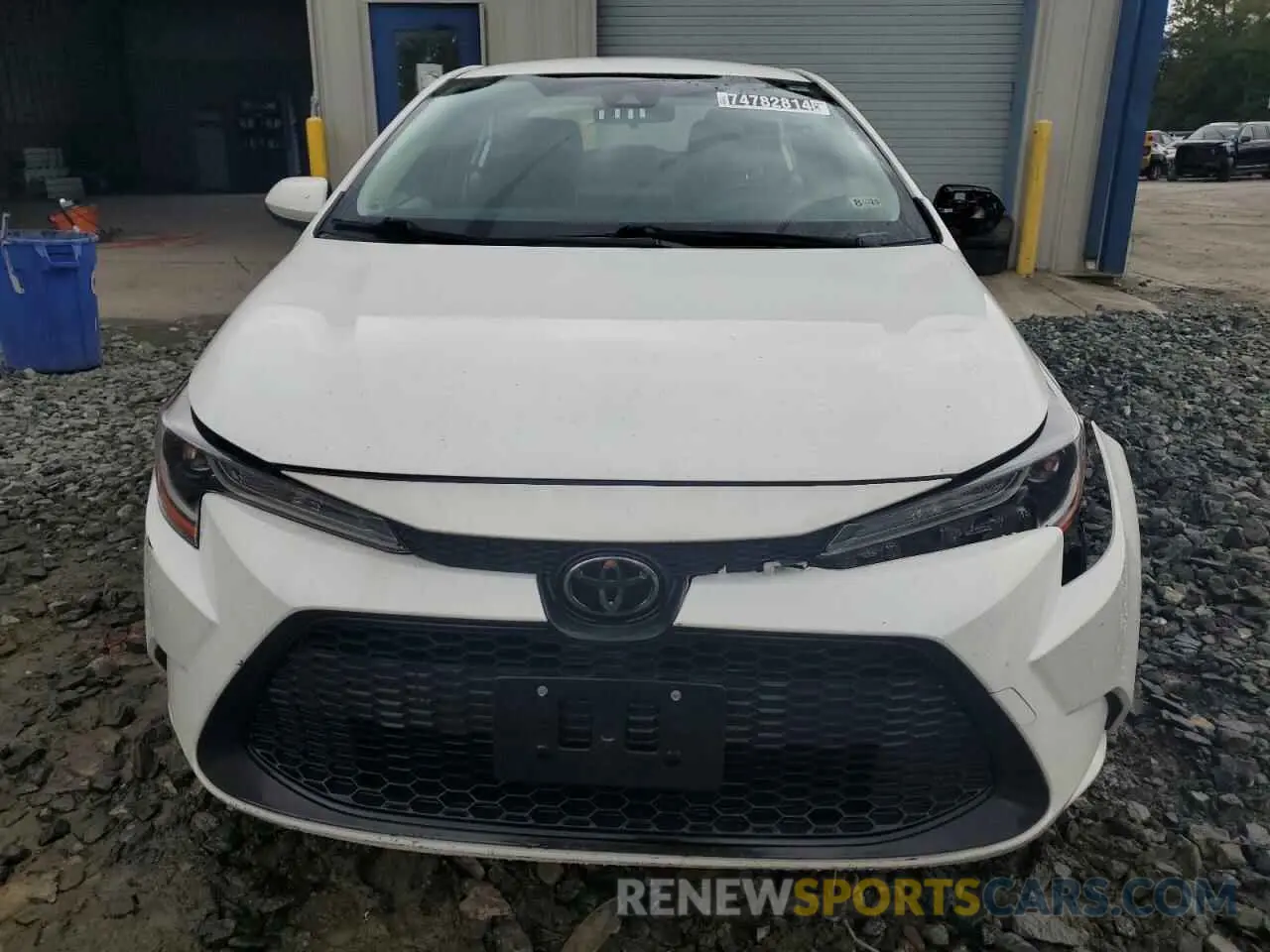 5 Photograph of a damaged car JTDEPRAE9LJ048417 TOYOTA COROLLA 2020