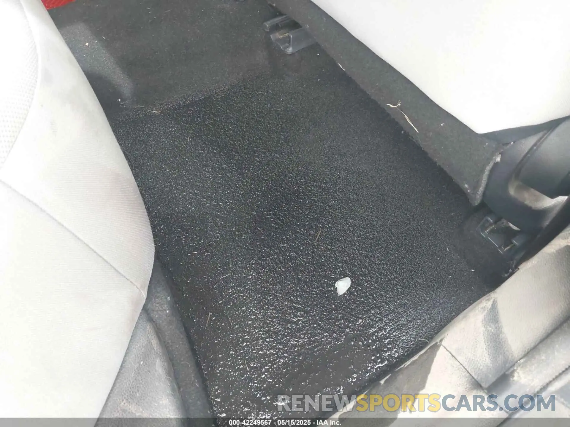 6 Photograph of a damaged car JTDEPRAE9LJ054735 TOYOTA COROLLA 2020