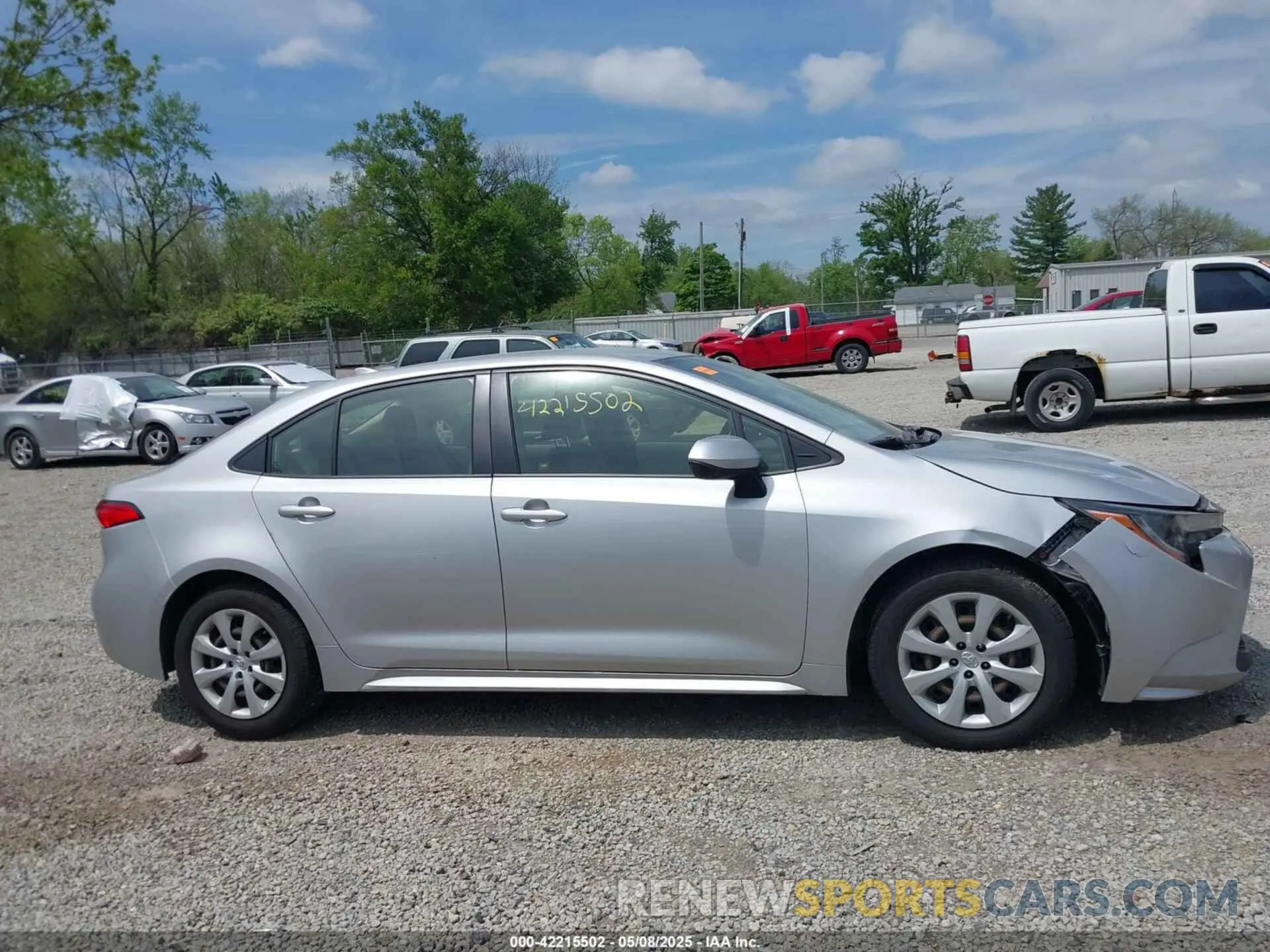 13 Photograph of a damaged car JTDEPRAE9LJ055237 TOYOTA COROLLA 2020