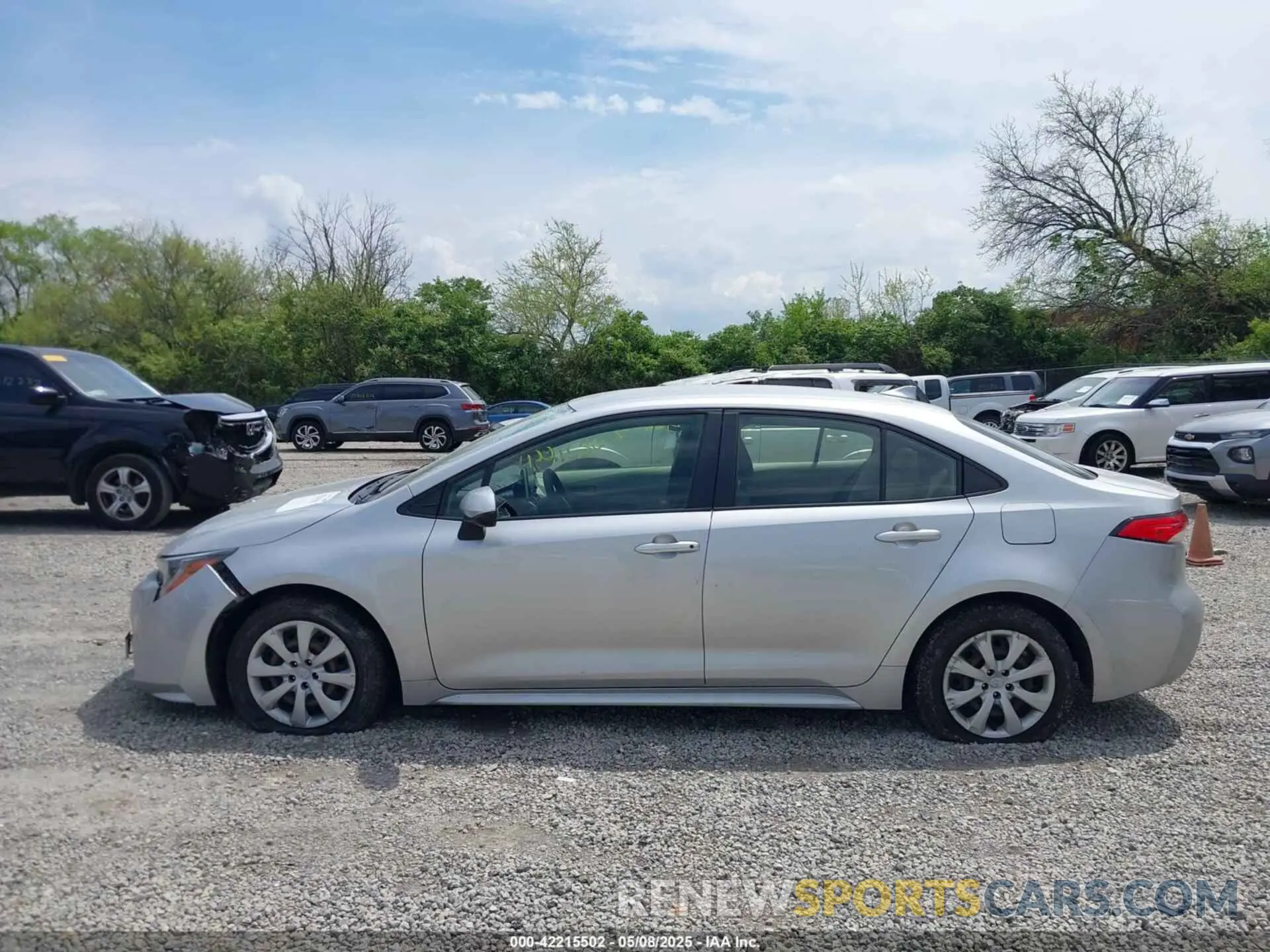 14 Photograph of a damaged car JTDEPRAE9LJ055237 TOYOTA COROLLA 2020