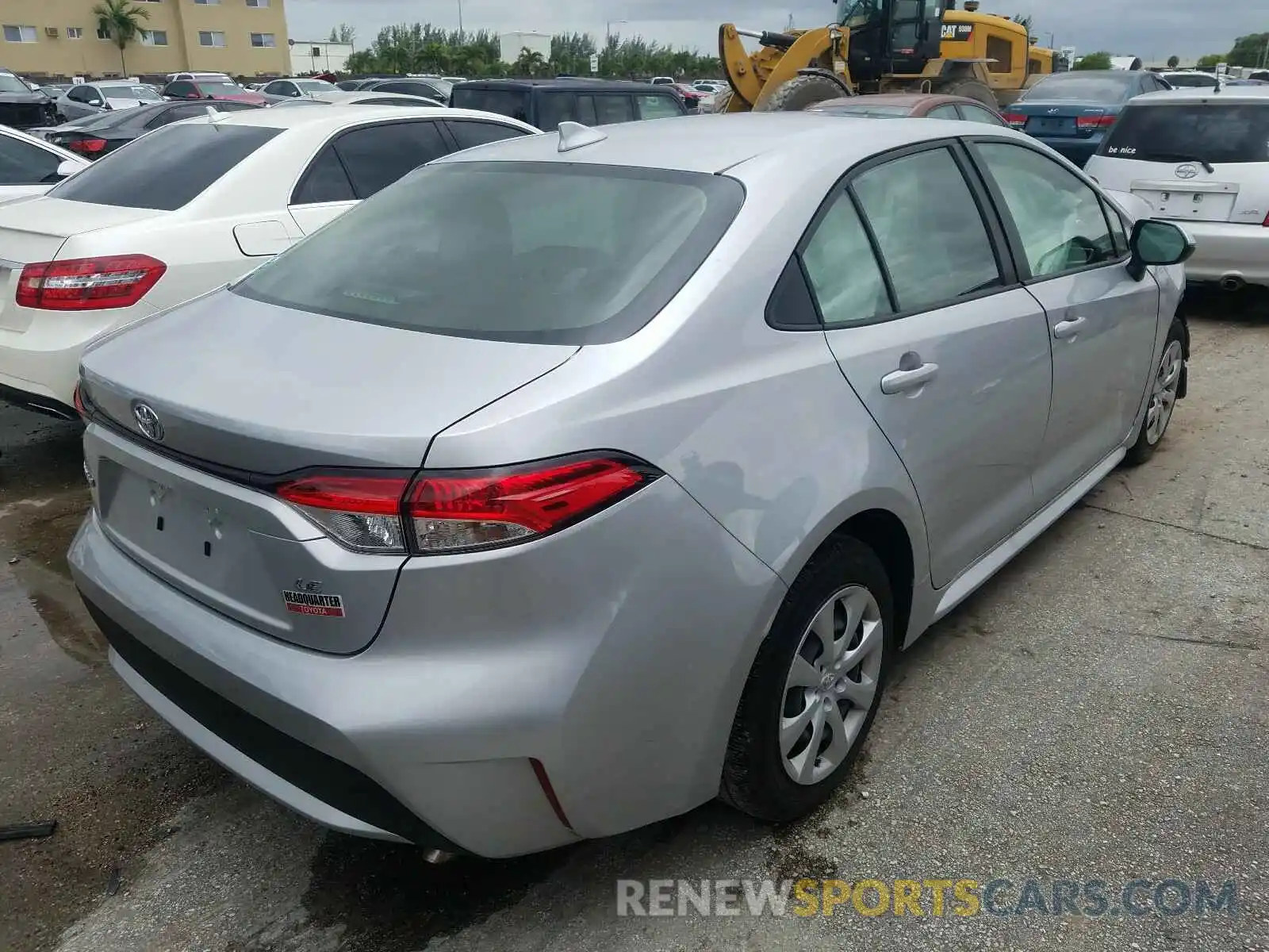 4 Photograph of a damaged car JTDEPRAE9LJ057148 TOYOTA COROLLA 2020