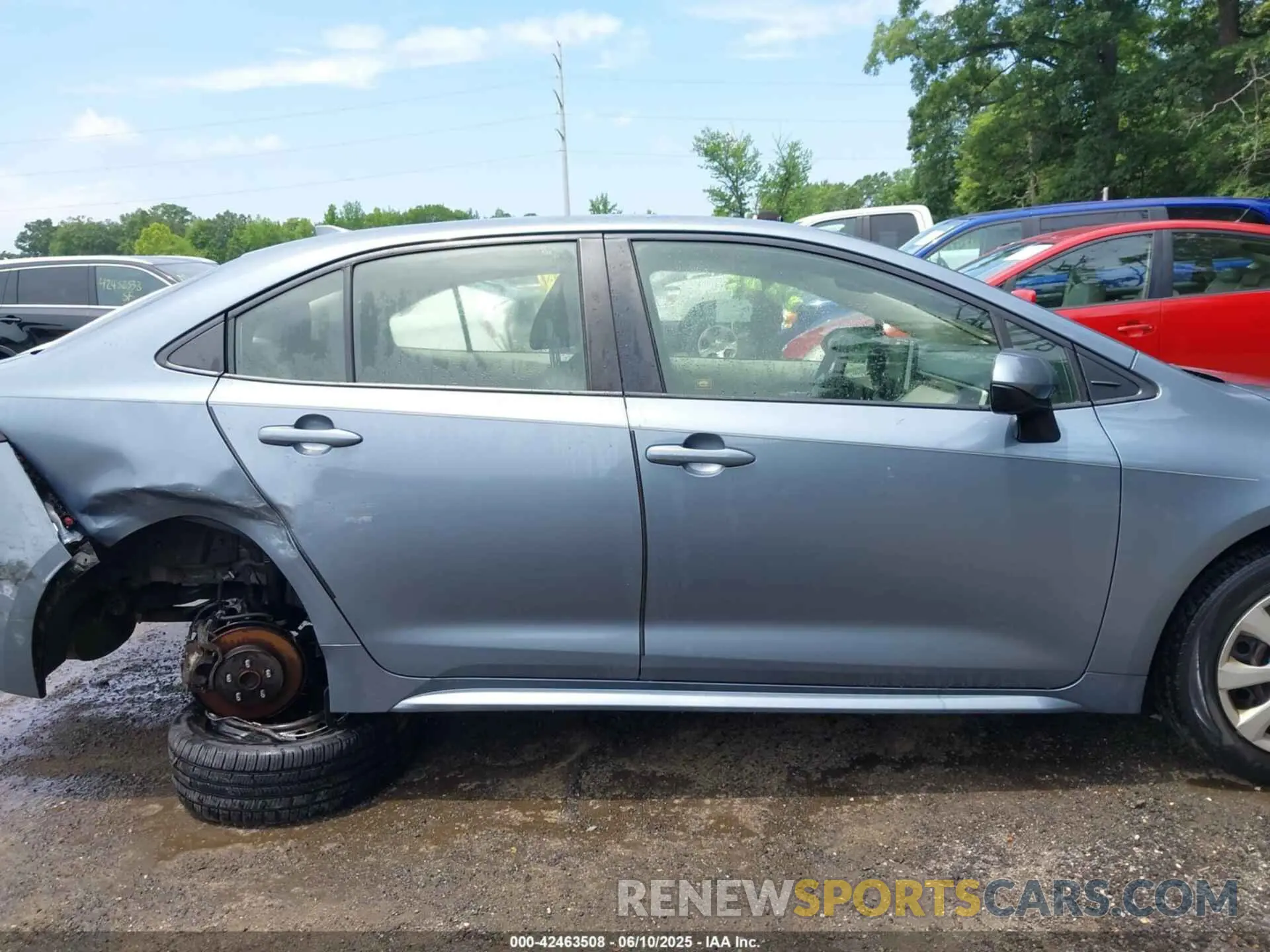 12 Photograph of a damaged car JTDEPRAE9LJ059370 TOYOTA COROLLA 2020
