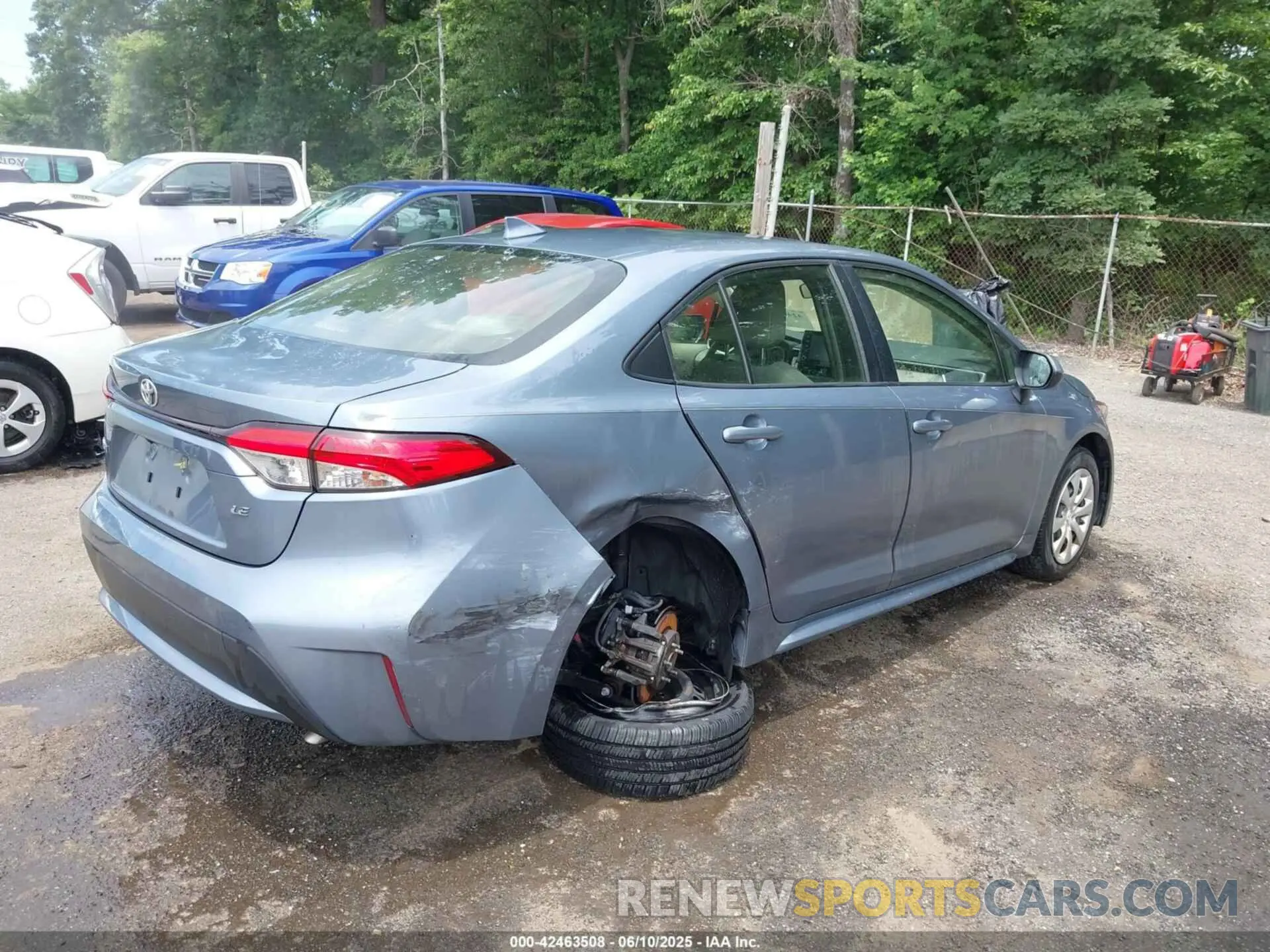 6 Photograph of a damaged car JTDEPRAE9LJ059370 TOYOTA COROLLA 2020