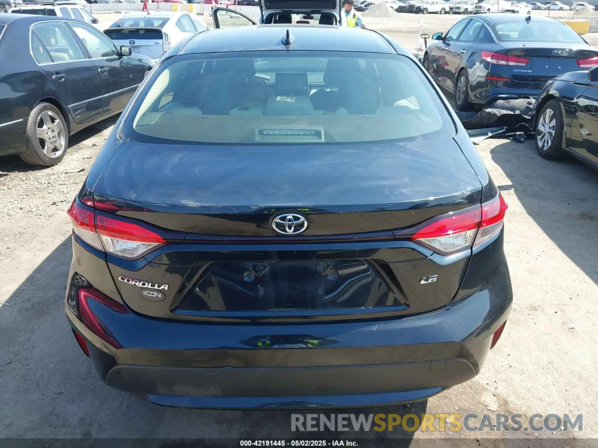 16 Photograph of a damaged car JTDEPRAE9LJ069896 TOYOTA COROLLA 2020