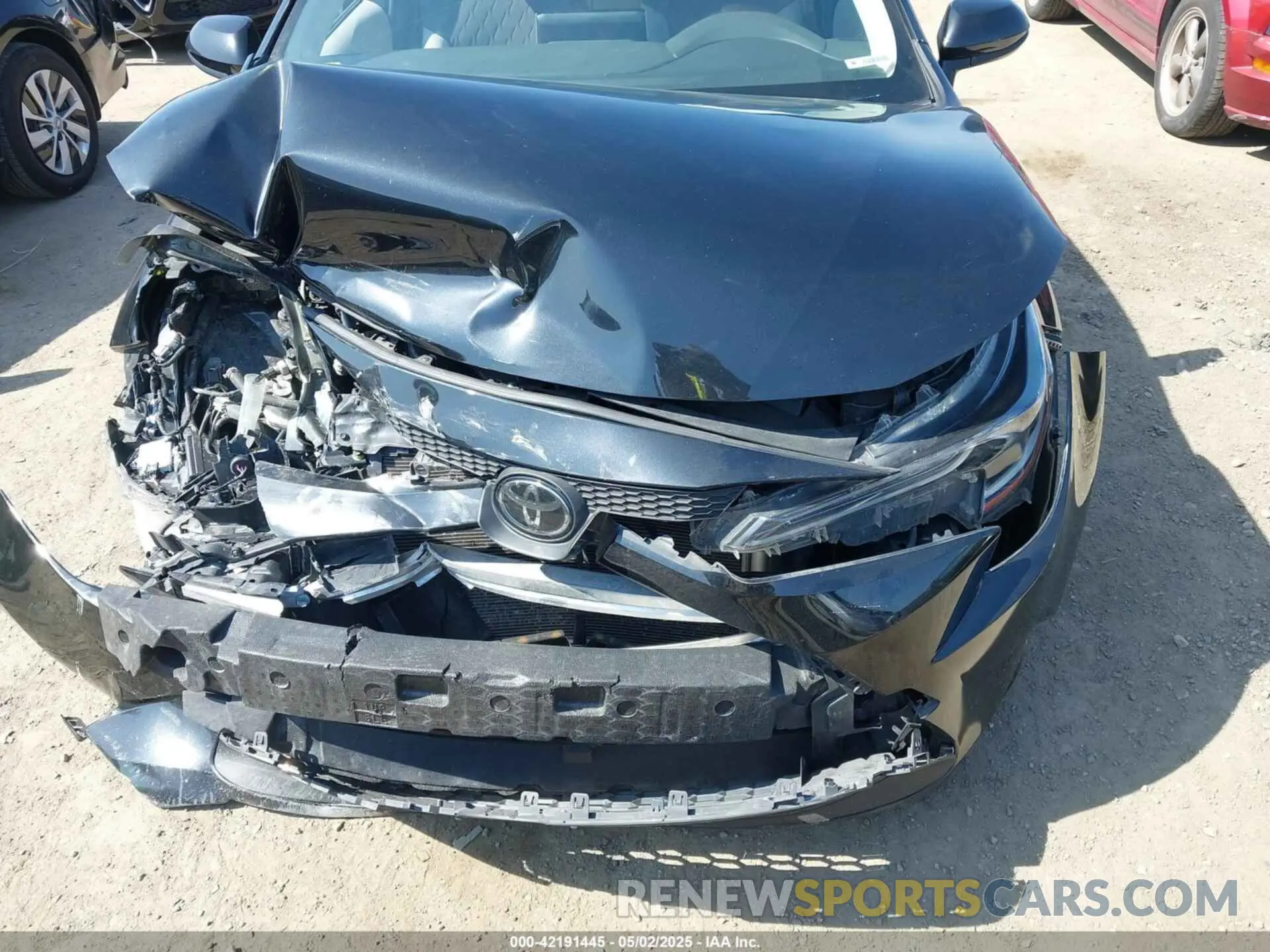17 Photograph of a damaged car JTDEPRAE9LJ069896 TOYOTA COROLLA 2020