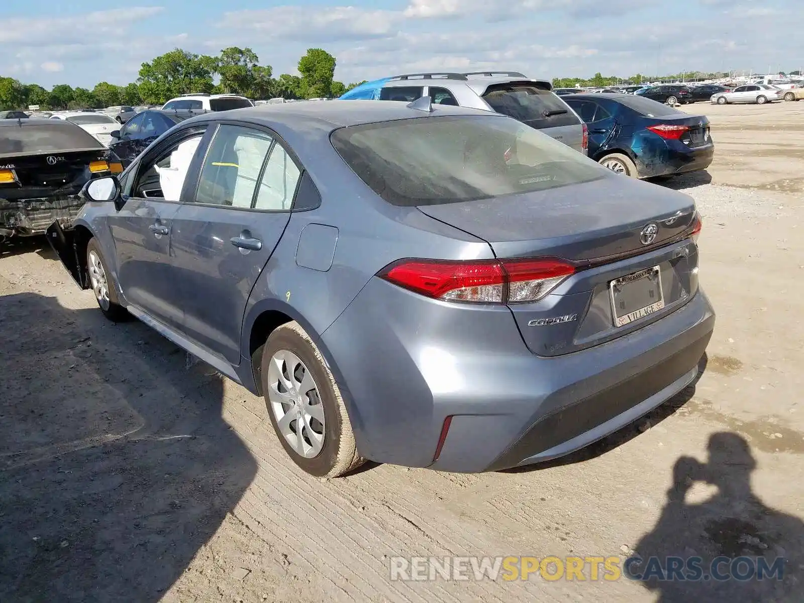 3 Photograph of a damaged car JTDEPRAE9LJ072118 TOYOTA COROLLA 2020