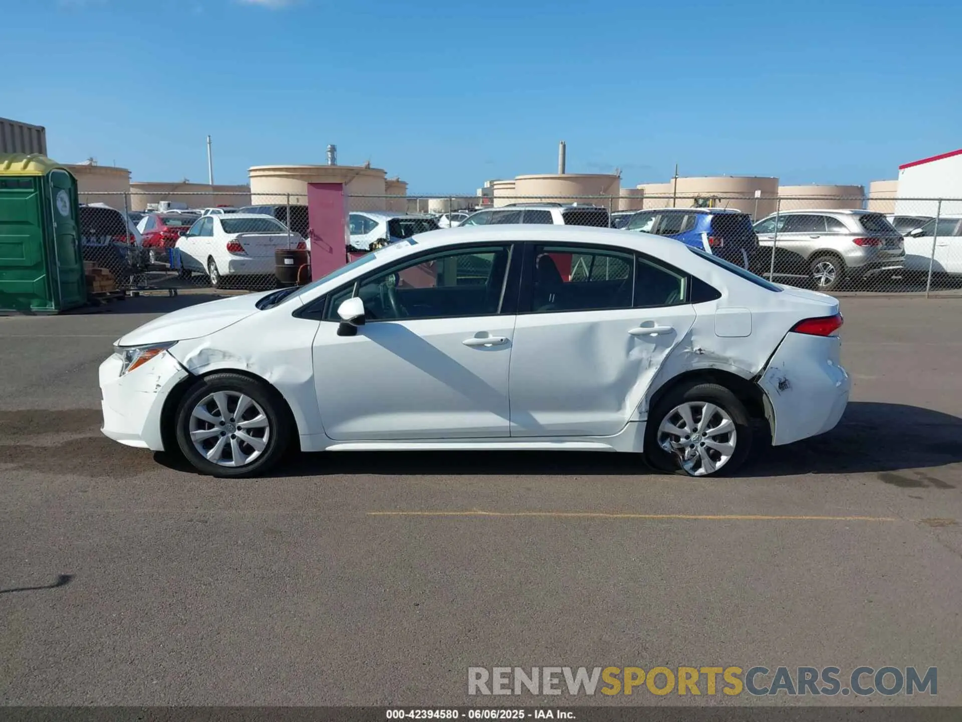 14 Photograph of a damaged car JTDEPRAE9LJ078338 TOYOTA COROLLA 2020