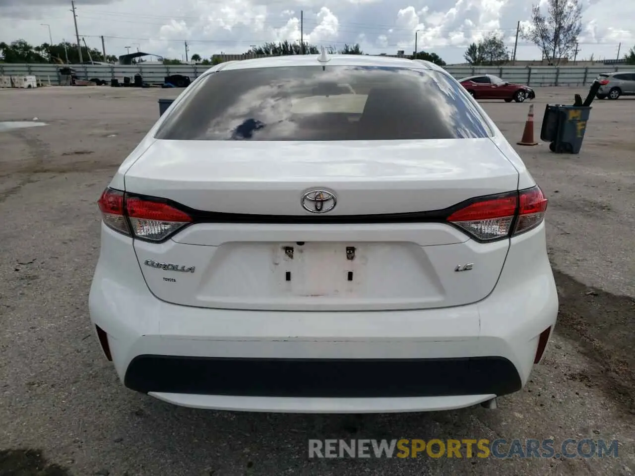 6 Photograph of a damaged car JTDEPRAE9LJ080137 TOYOTA COROLLA 2020