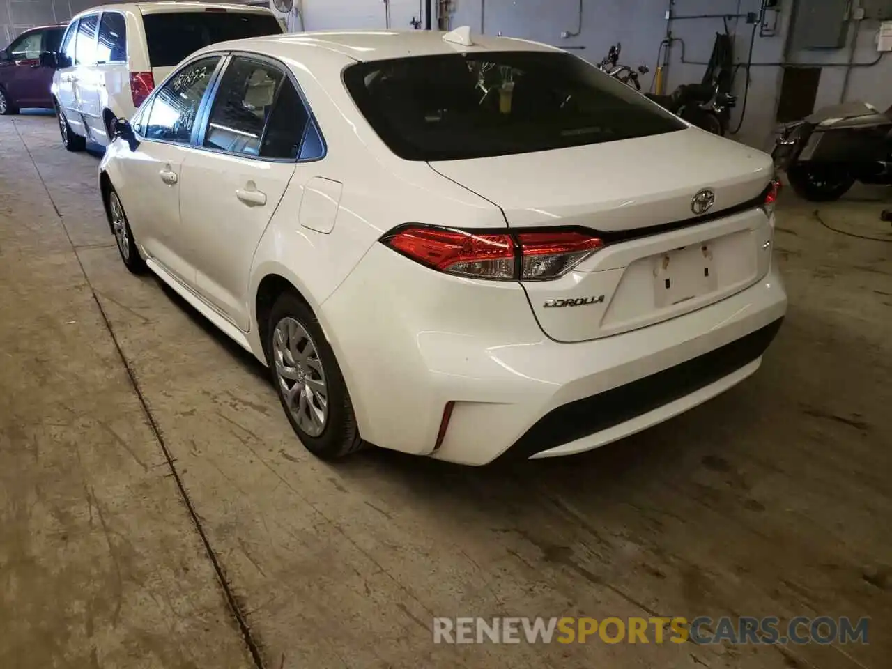 3 Photograph of a damaged car JTDEPRAE9LJ089243 TOYOTA COROLLA 2020