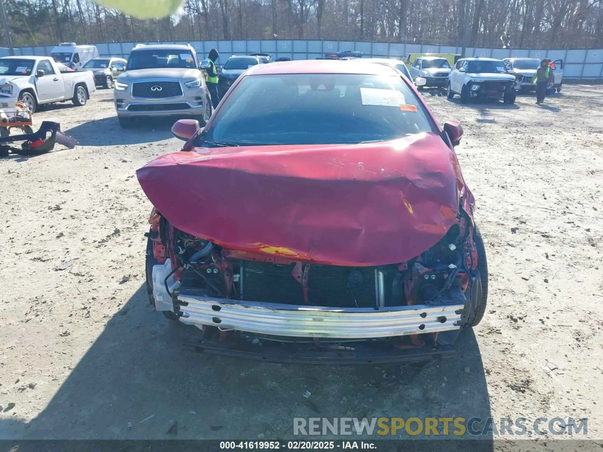13 Photograph of a damaged car JTDEPRAE9LJ094569 TOYOTA COROLLA 2020
