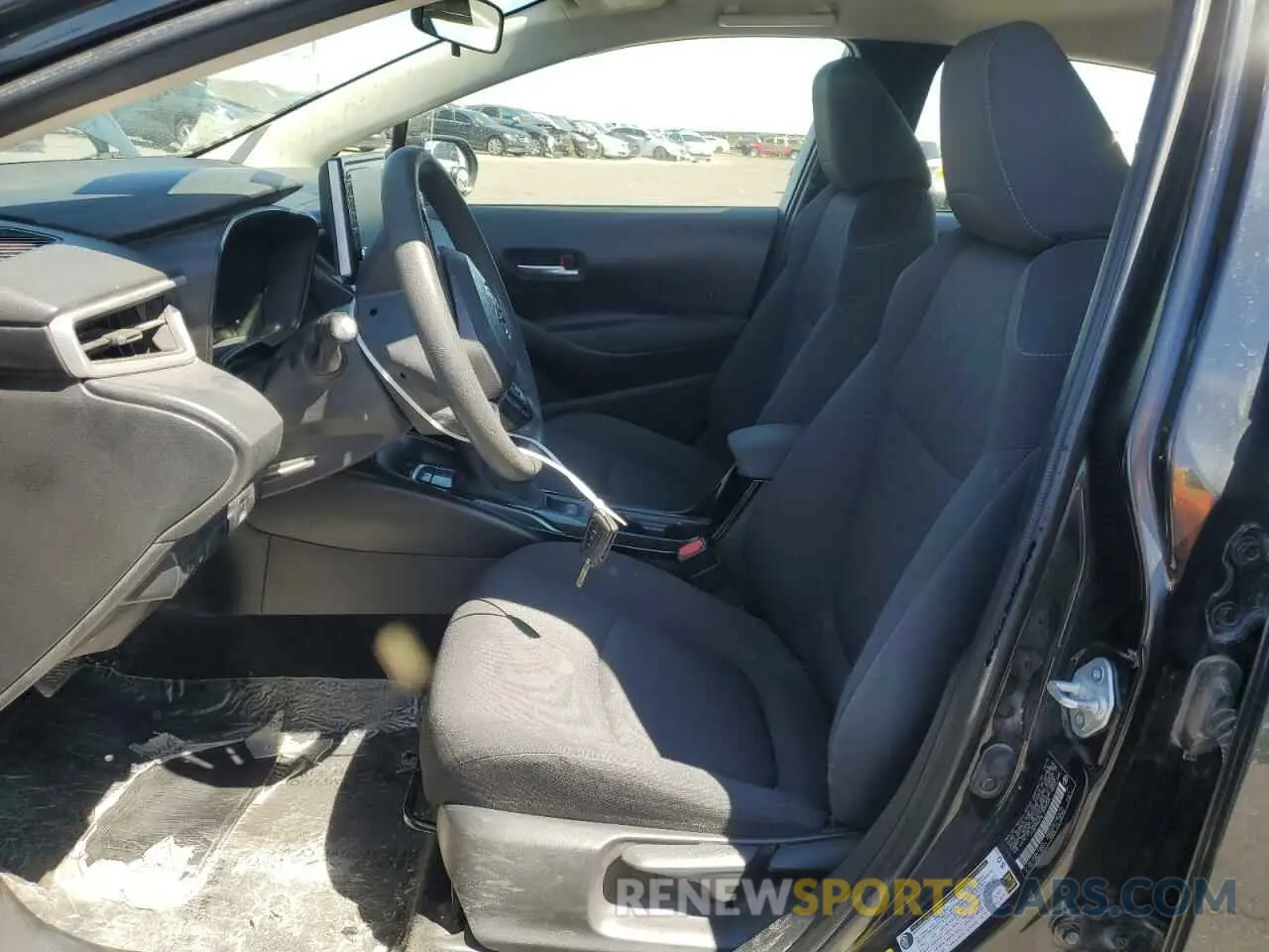 7 Photograph of a damaged car JTDEPRAE9LJ097049 TOYOTA COROLLA 2020