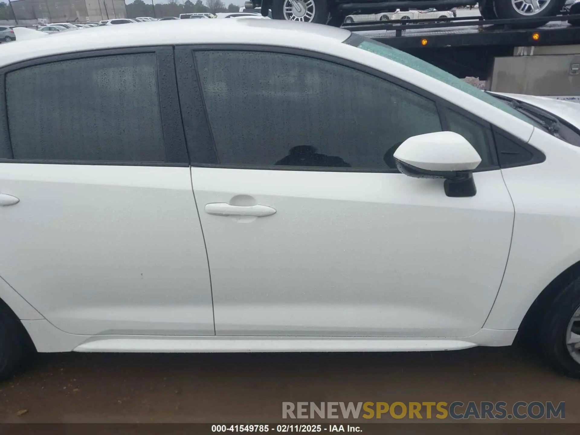 13 Photograph of a damaged car JTDEPRAE9LJ097326 TOYOTA COROLLA 2020