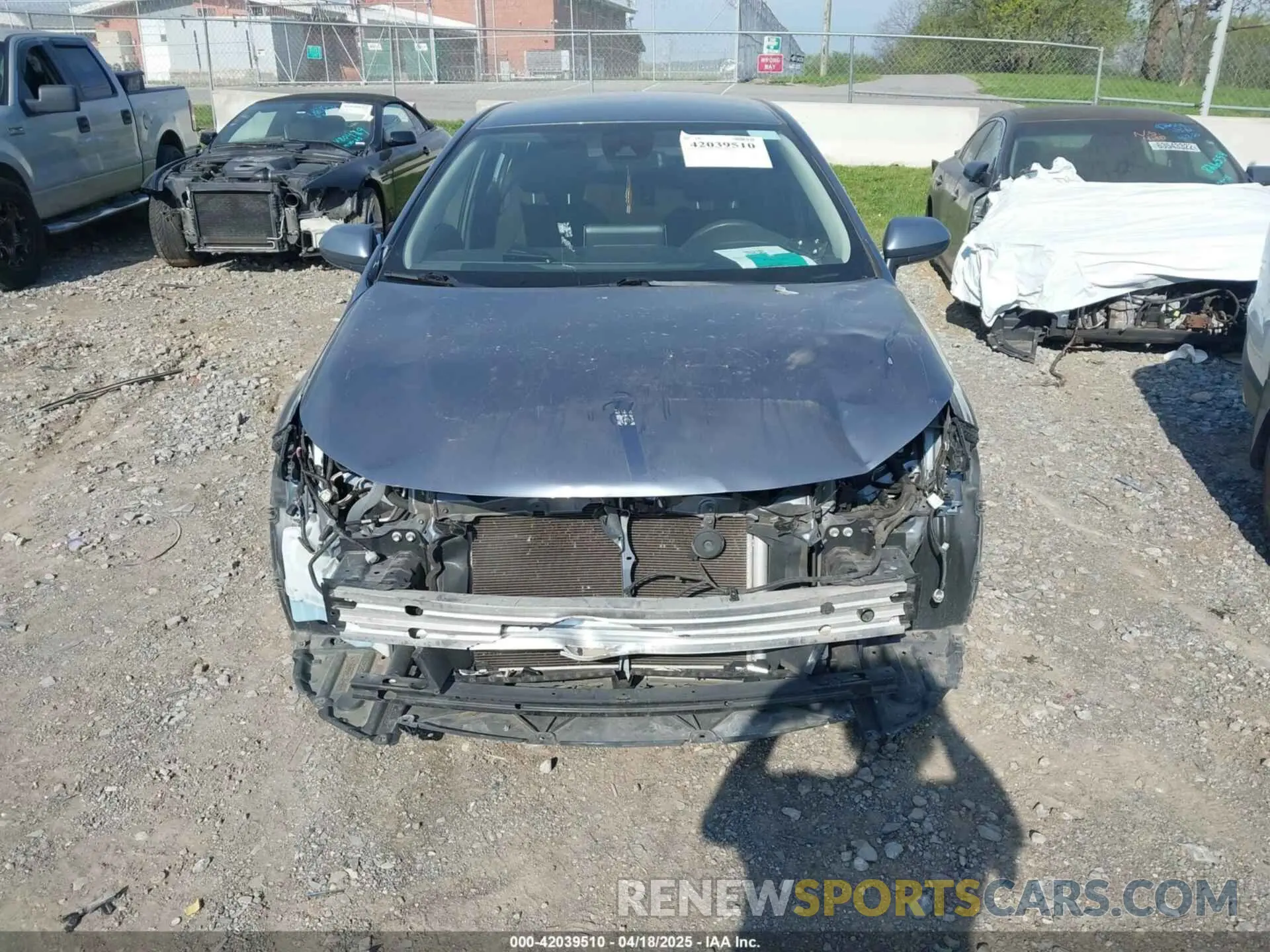 13 Photograph of a damaged car JTDEPRAE9LJ106932 TOYOTA COROLLA 2020