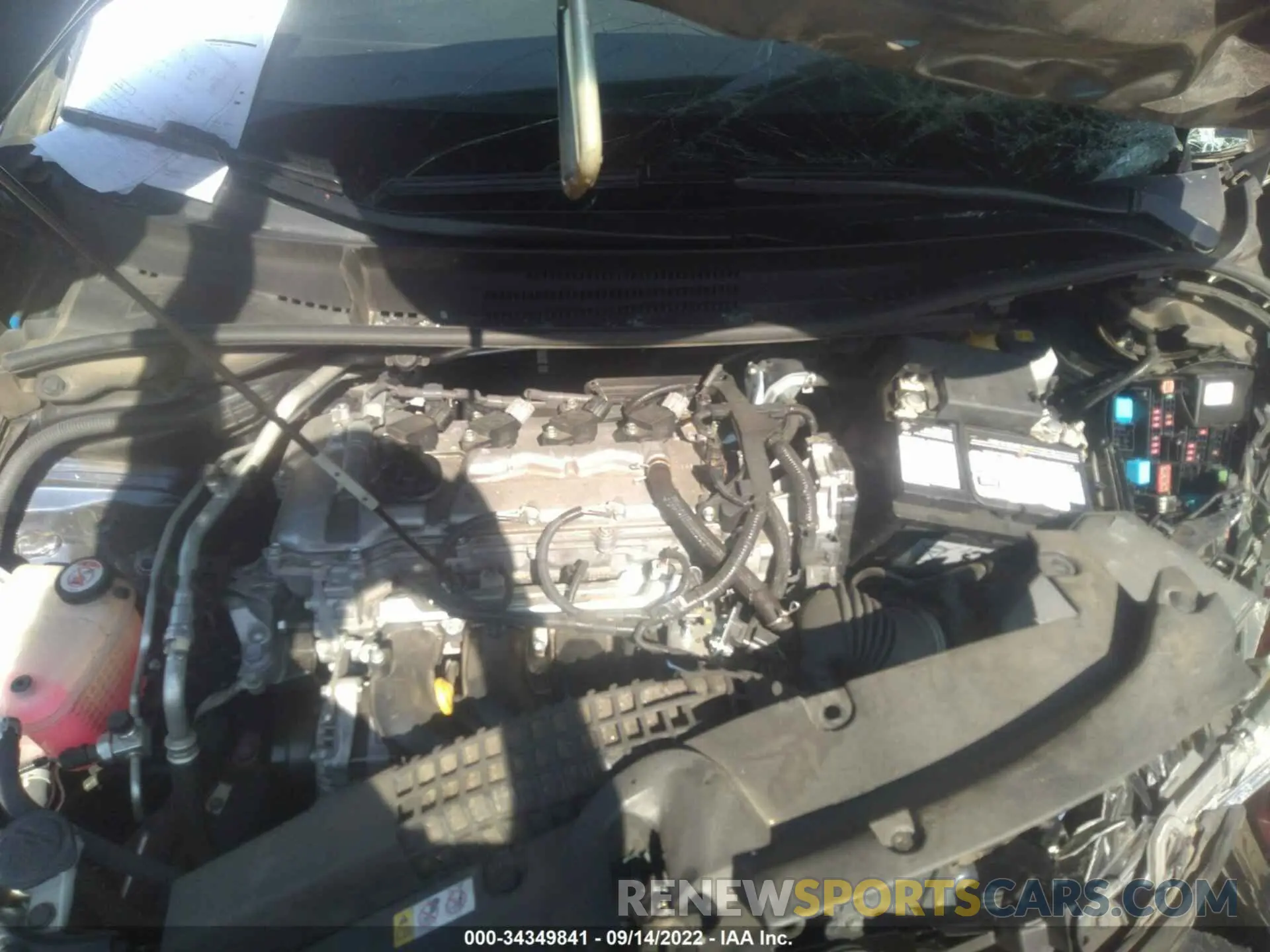 10 Photograph of a damaged car JTDEPRAE9LJ109104 TOYOTA COROLLA 2020