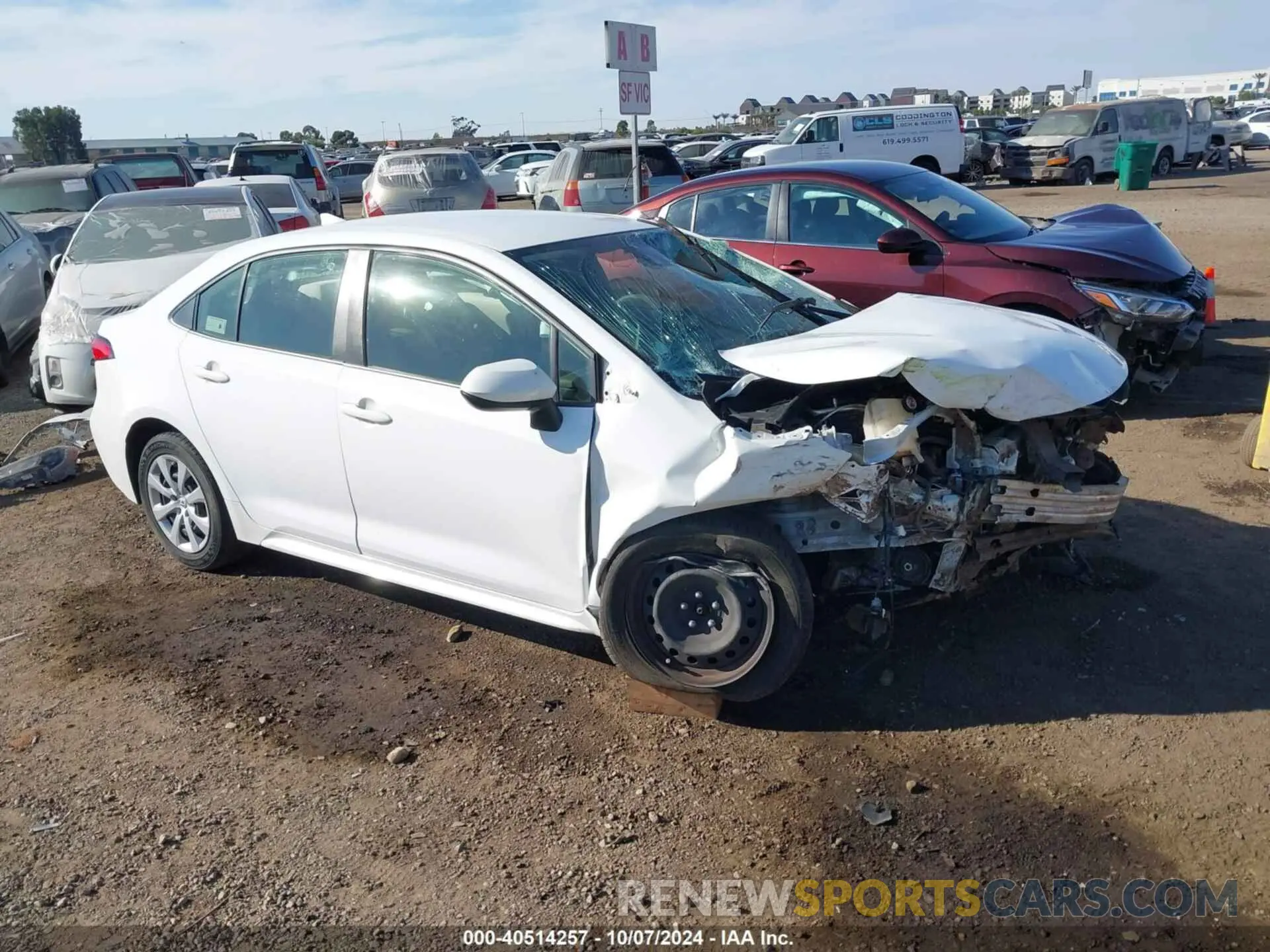1 Photograph of a damaged car JTDEPRAE9LJ110804 TOYOTA COROLLA 2020