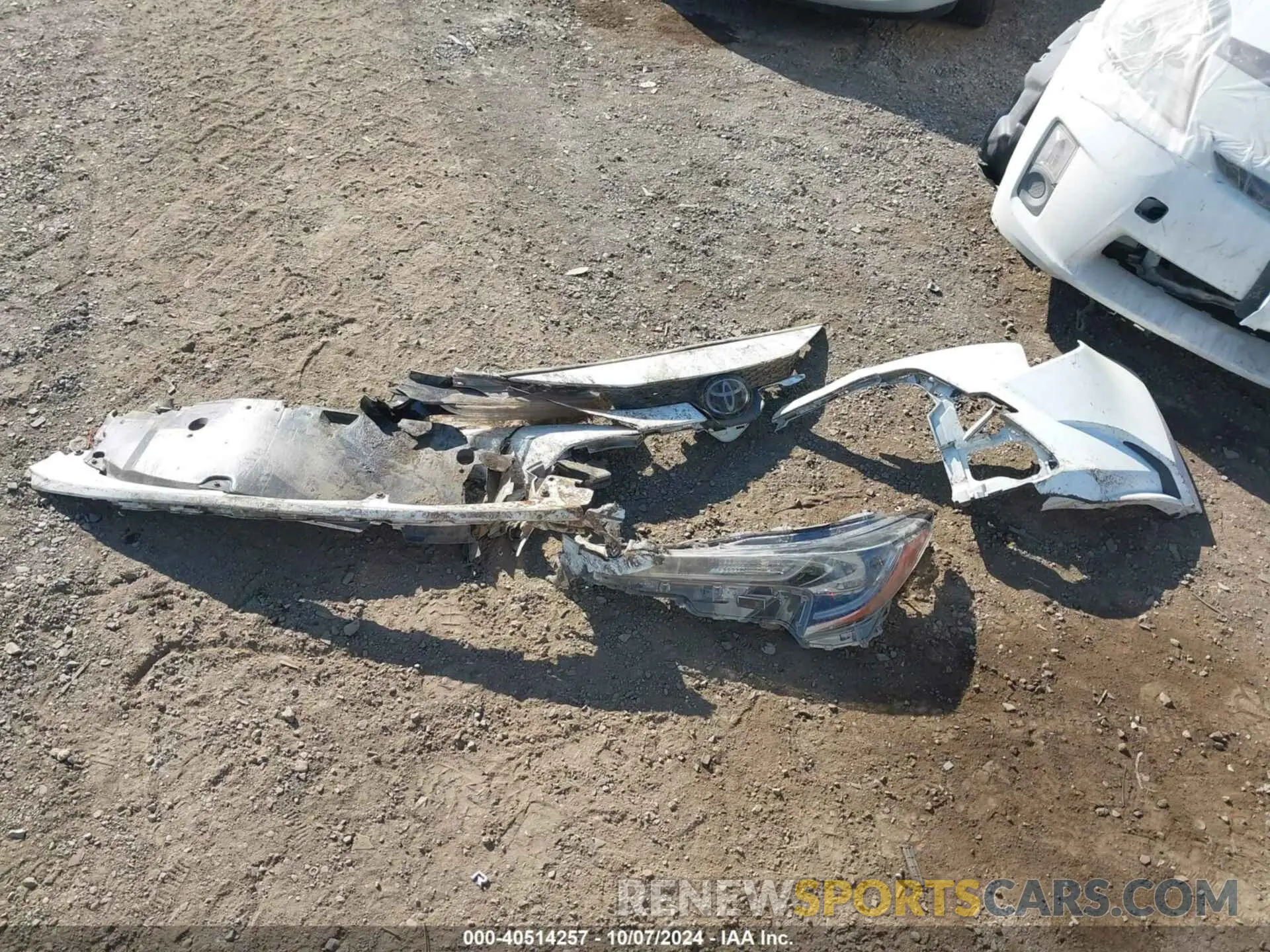 12 Photograph of a damaged car JTDEPRAE9LJ110804 TOYOTA COROLLA 2020