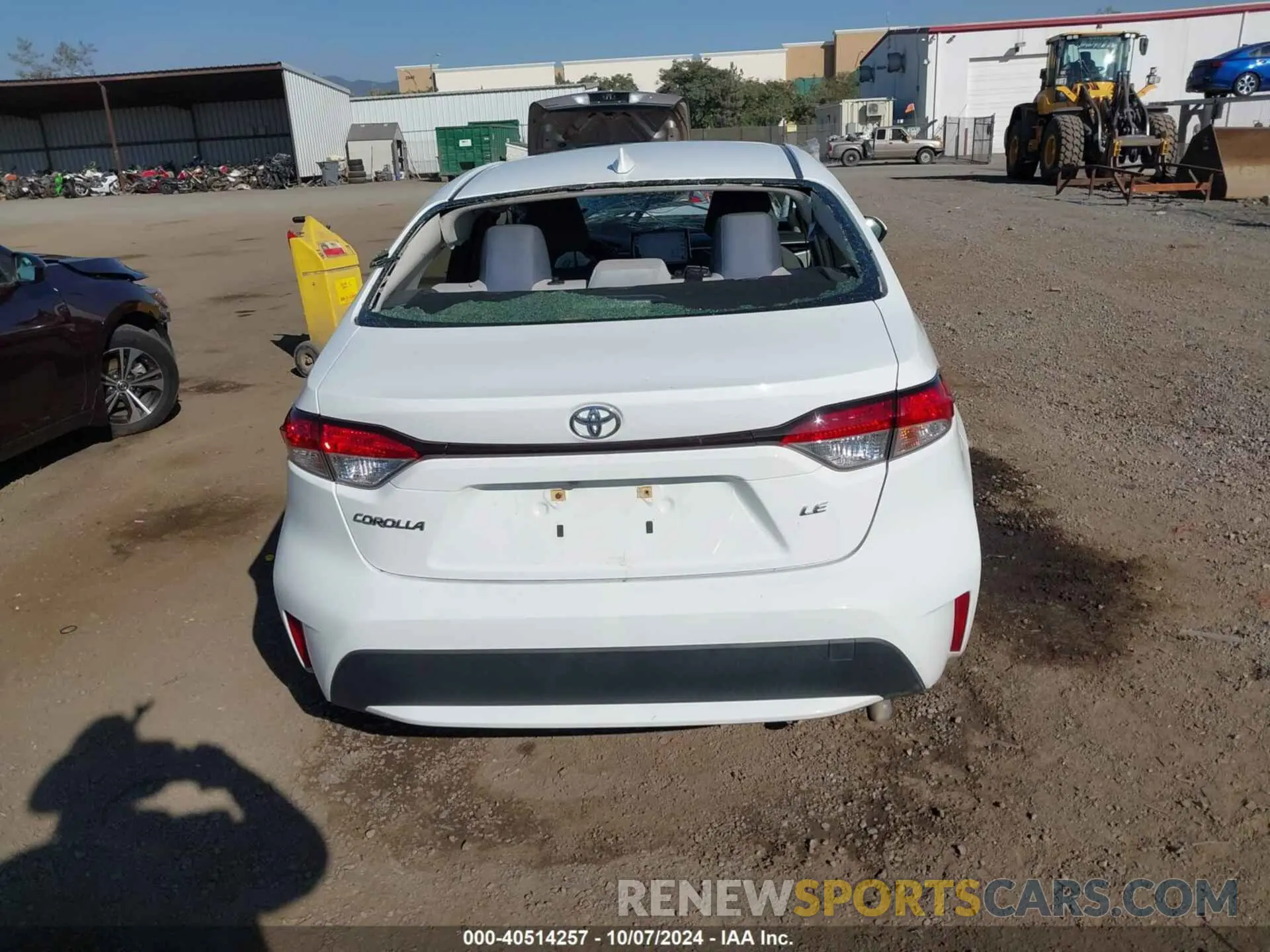 17 Photograph of a damaged car JTDEPRAE9LJ110804 TOYOTA COROLLA 2020