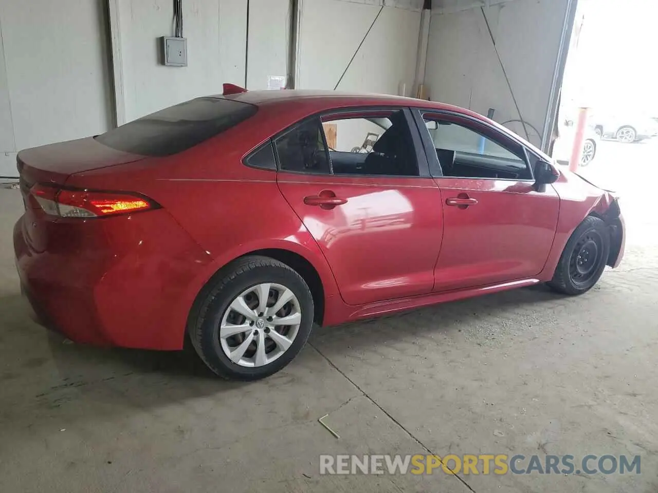 3 Photograph of a damaged car JTDEPRAE9LJ111435 TOYOTA COROLLA 2020