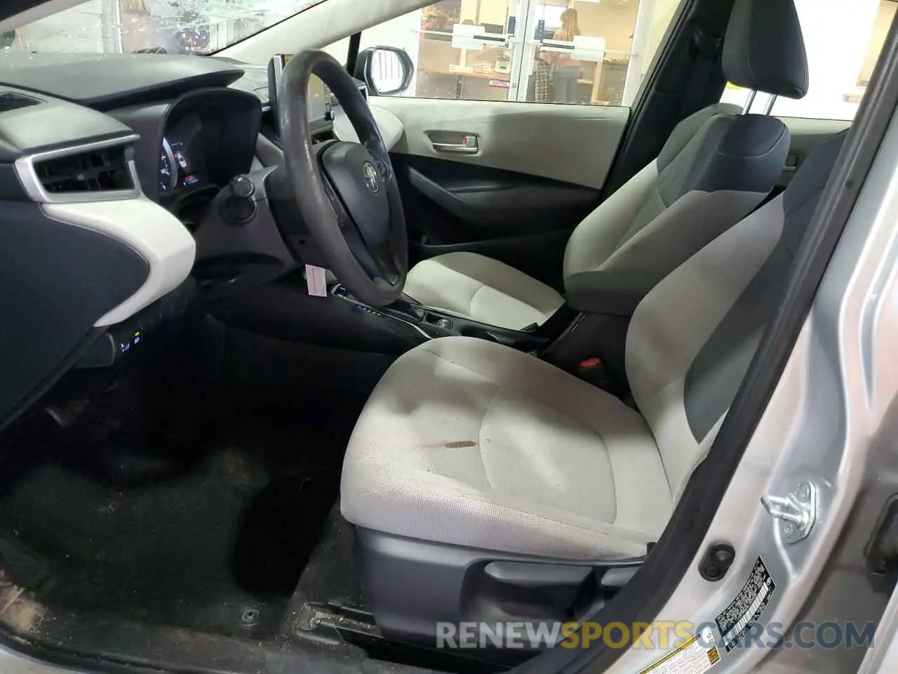 7 Photograph of a damaged car JTDEPRAEXLJ004538 TOYOTA COROLLA 2020