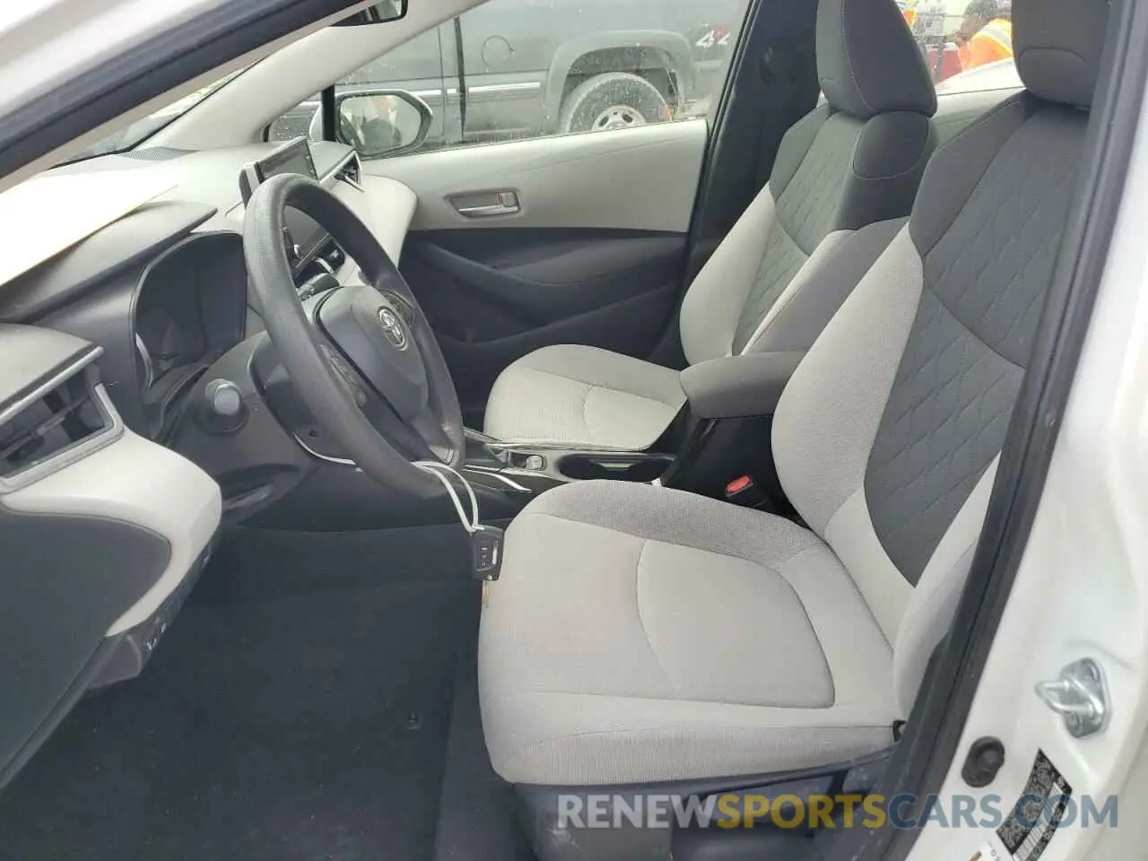 7 Photograph of a damaged car JTDEPRAEXLJ007617 TOYOTA COROLLA 2020