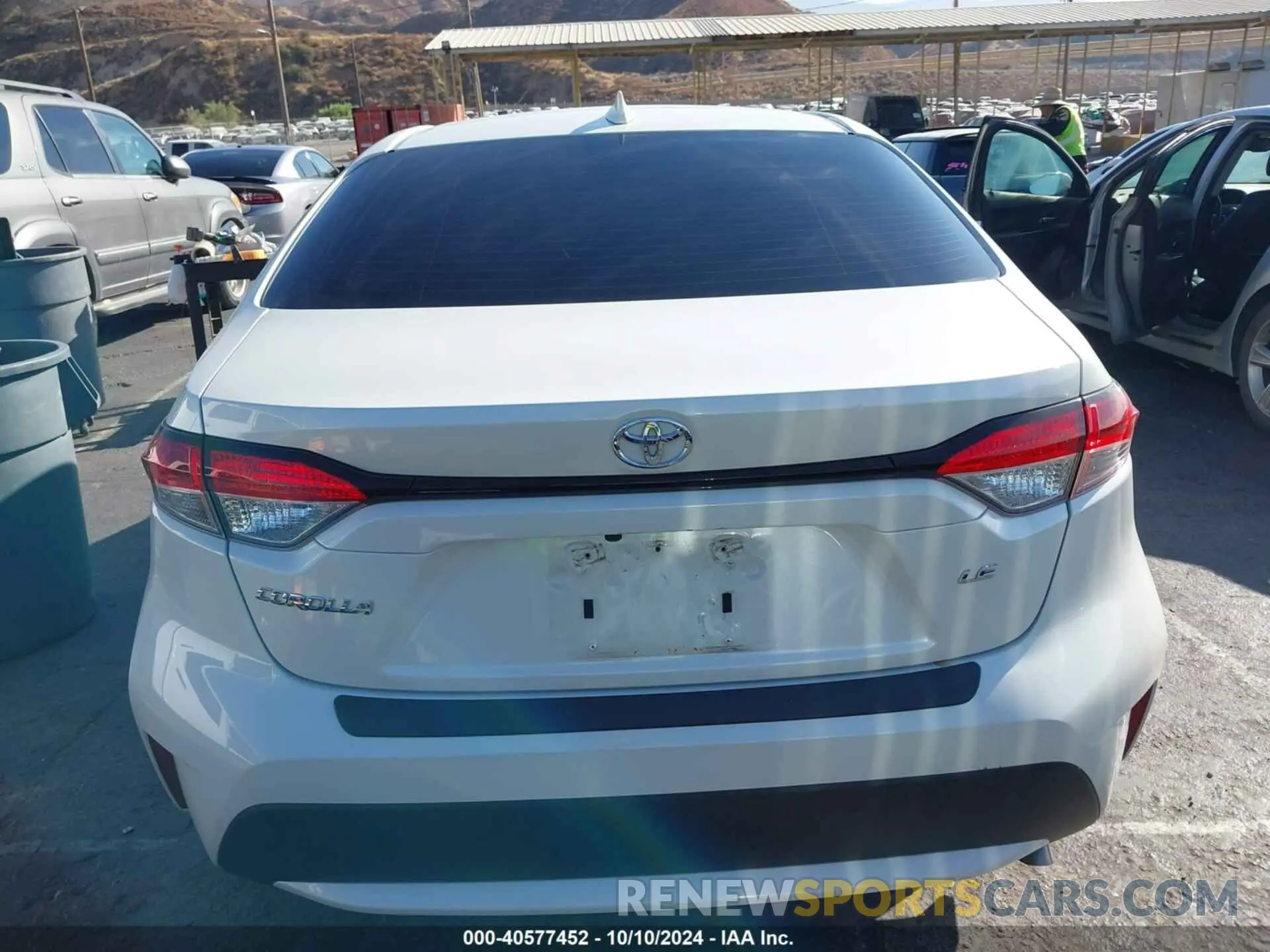 16 Photograph of a damaged car JTDEPRAEXLJ008167 TOYOTA COROLLA 2020