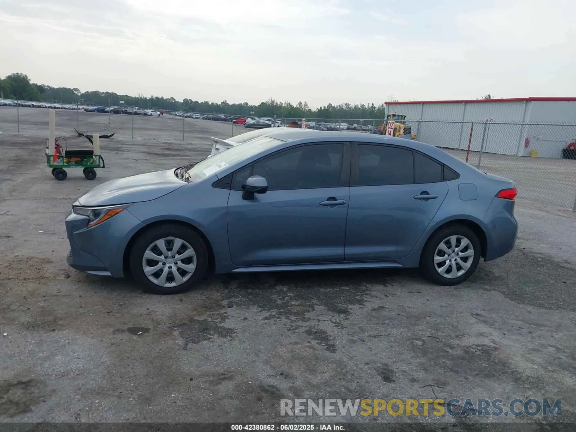 14 Photograph of a damaged car JTDEPRAEXLJ018729 TOYOTA COROLLA 2020