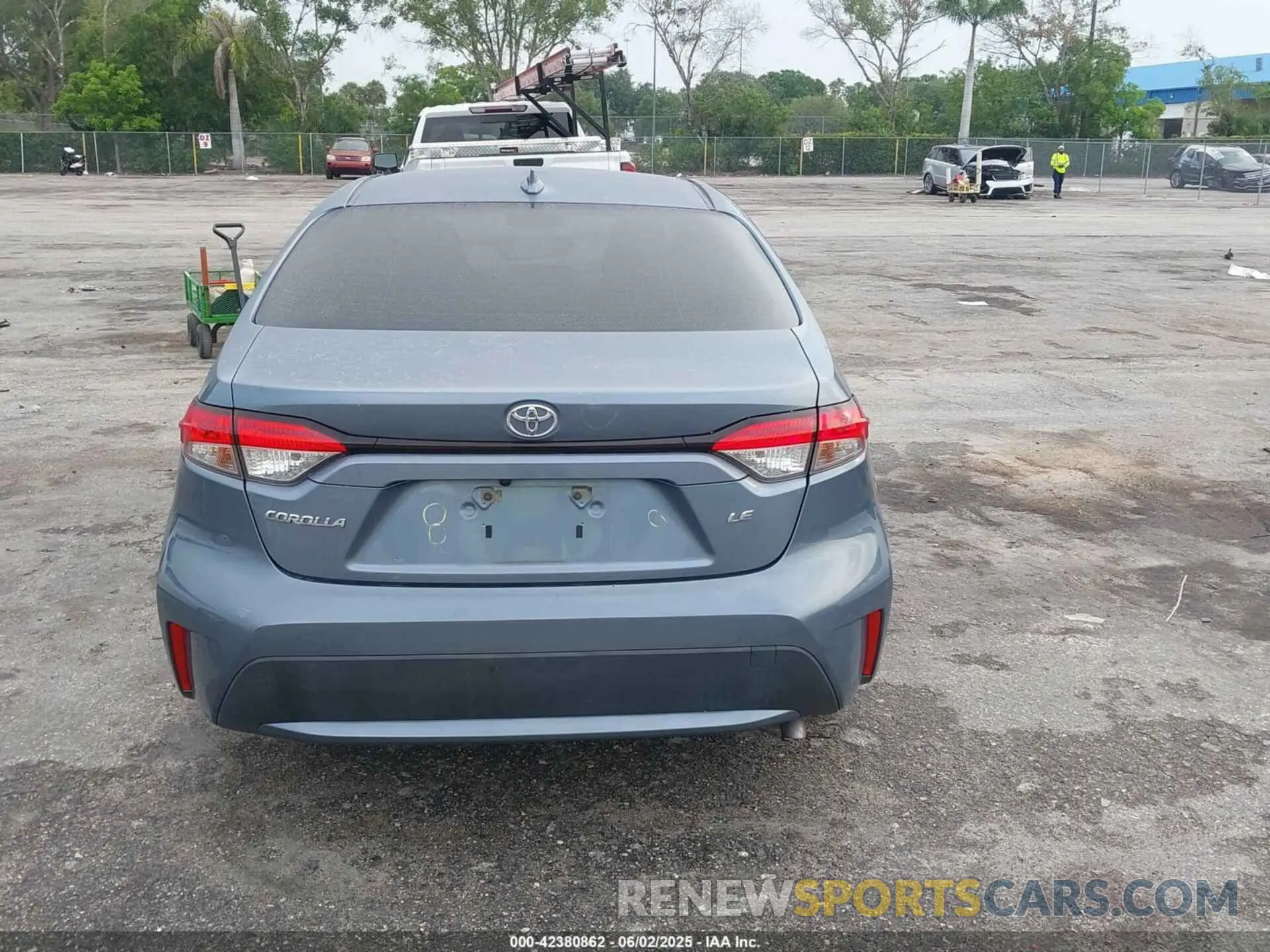 16 Photograph of a damaged car JTDEPRAEXLJ018729 TOYOTA COROLLA 2020