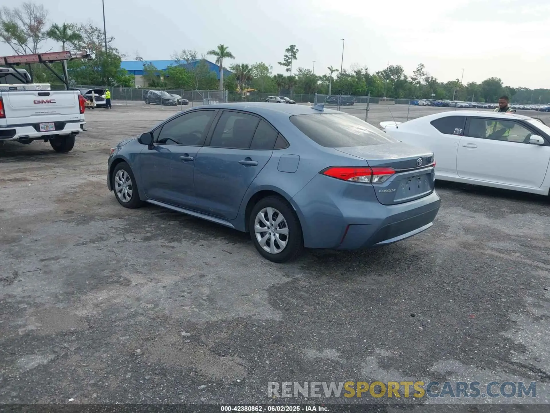 3 Photograph of a damaged car JTDEPRAEXLJ018729 TOYOTA COROLLA 2020