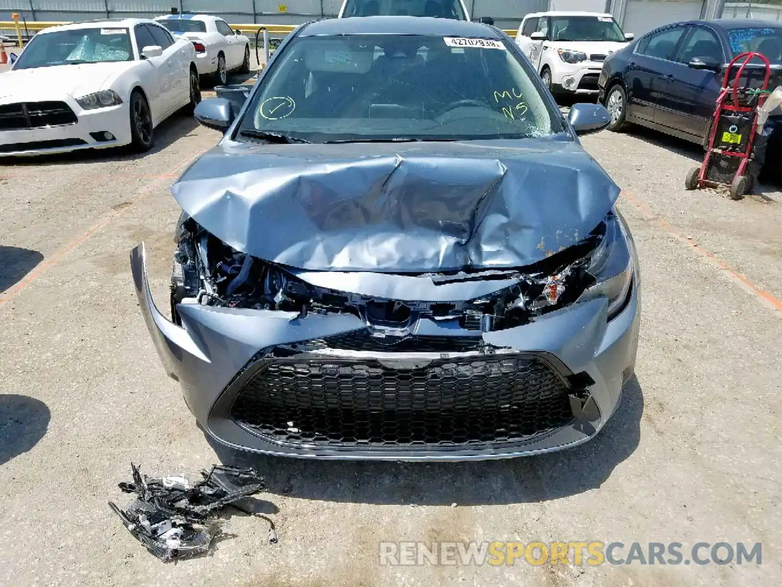 9 Photograph of a damaged car JTDEPRAEXLJ020514 TOYOTA COROLLA 2020