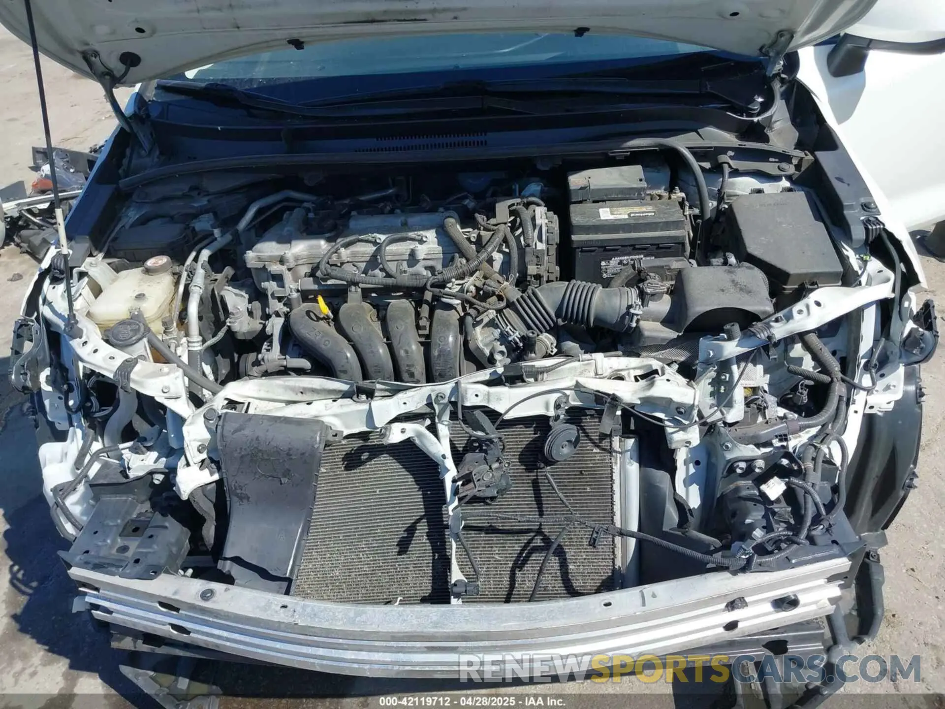 10 Photograph of a damaged car JTDEPRAEXLJ022781 TOYOTA COROLLA 2020