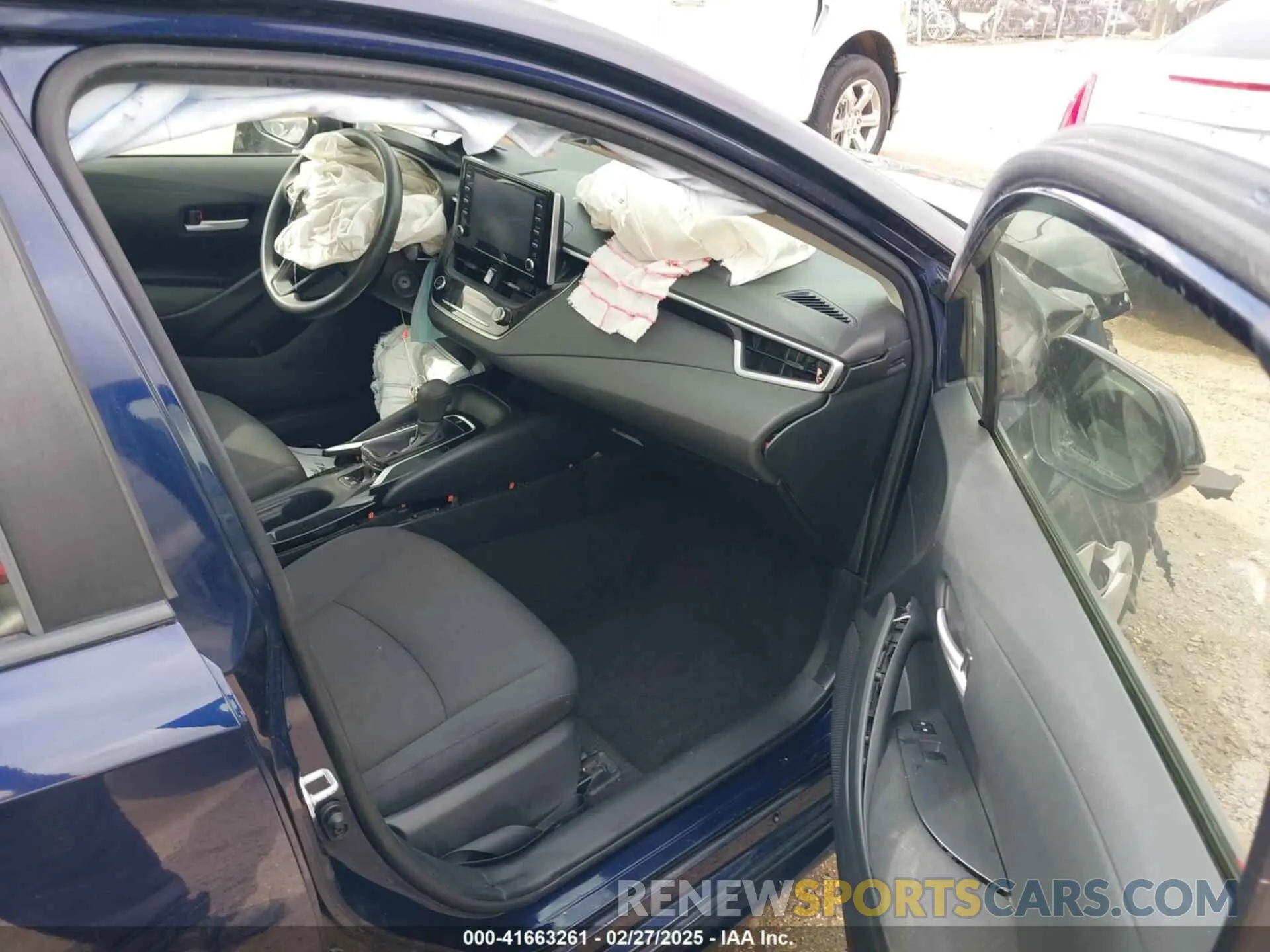 5 Photograph of a damaged car JTDEPRAEXLJ023333 TOYOTA COROLLA 2020