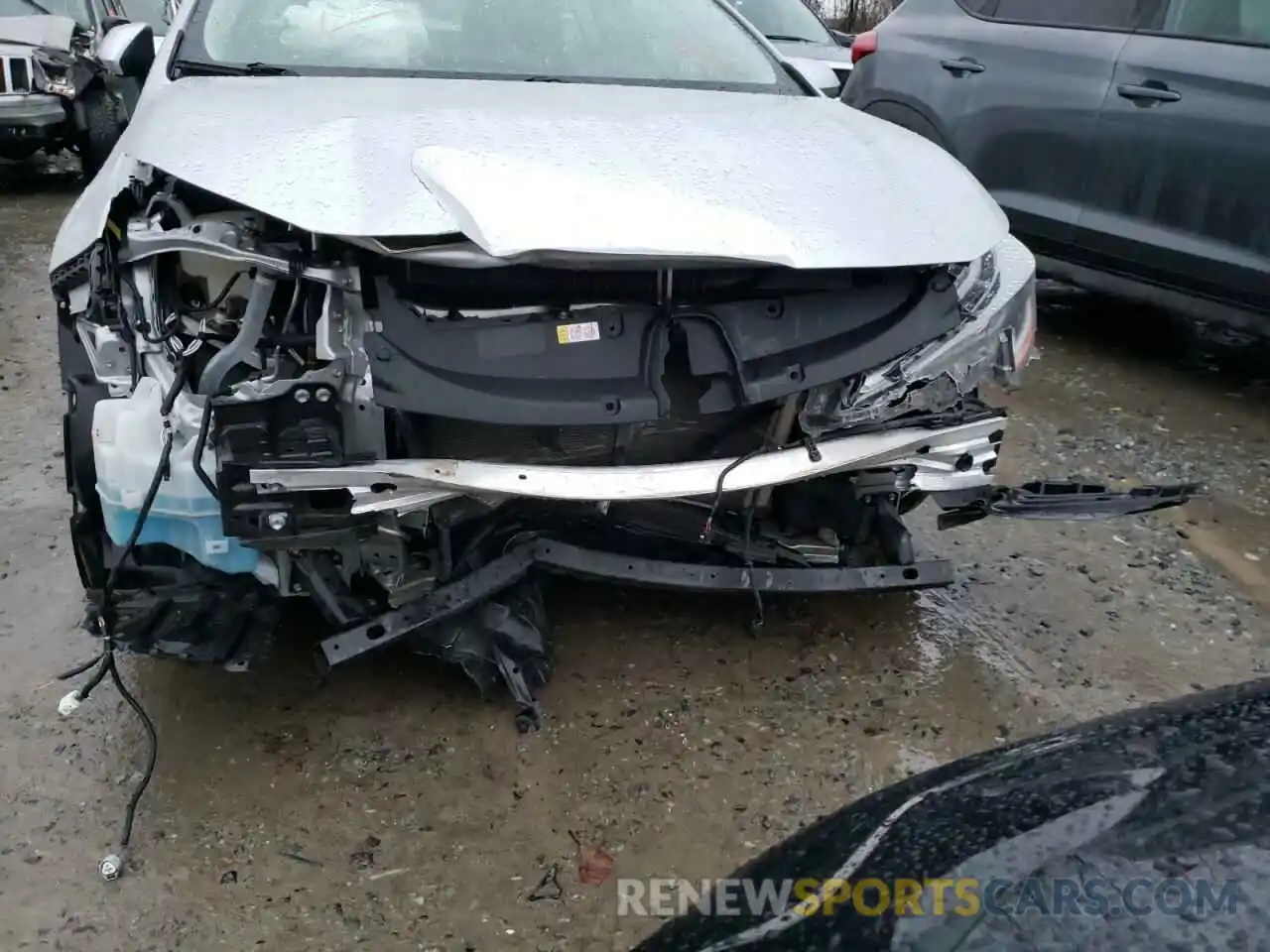 9 Photograph of a damaged car JTDEPRAEXLJ023834 TOYOTA COROLLA 2020