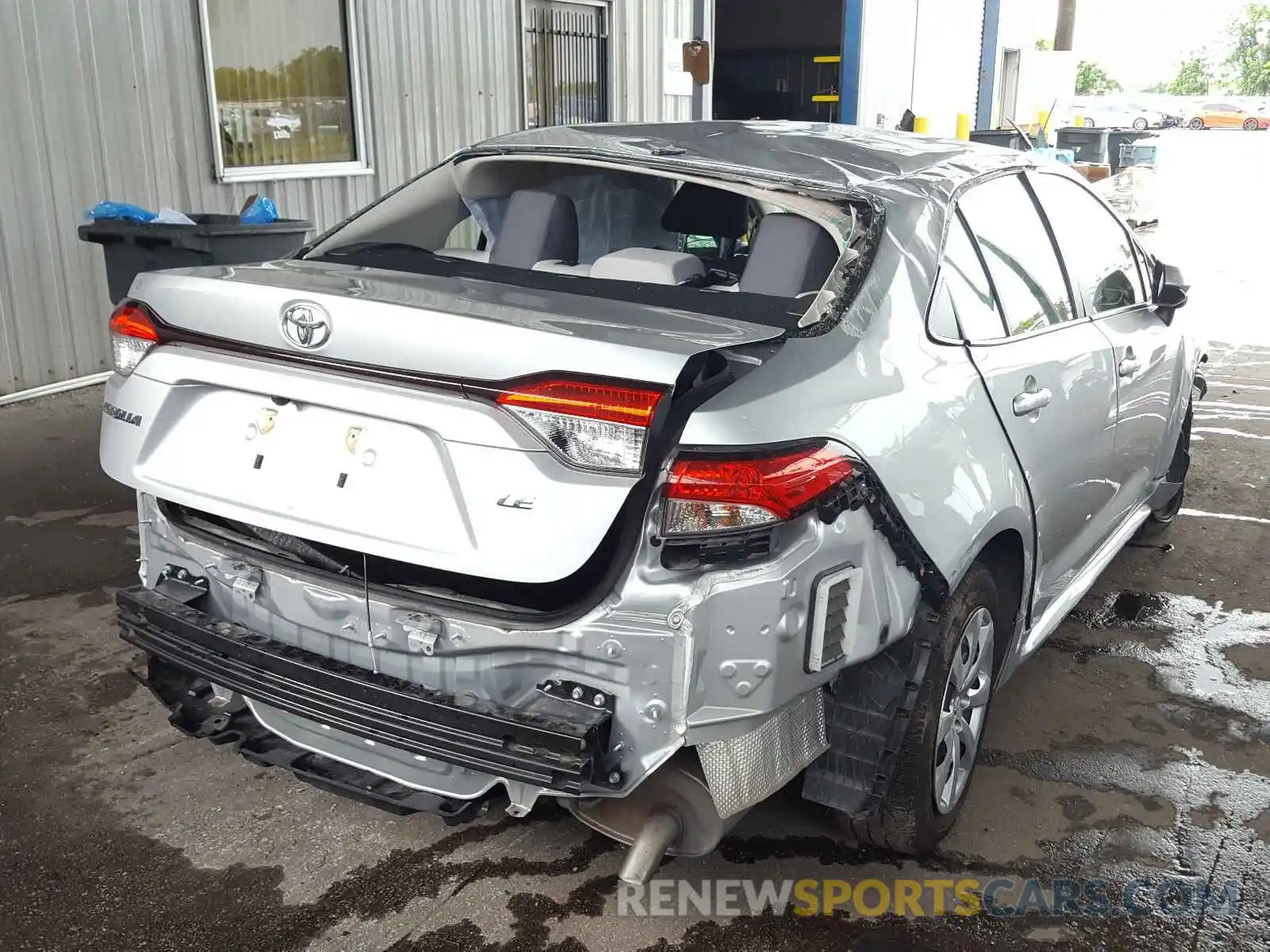 4 Photograph of a damaged car JTDEPRAEXLJ023848 TOYOTA COROLLA 2020