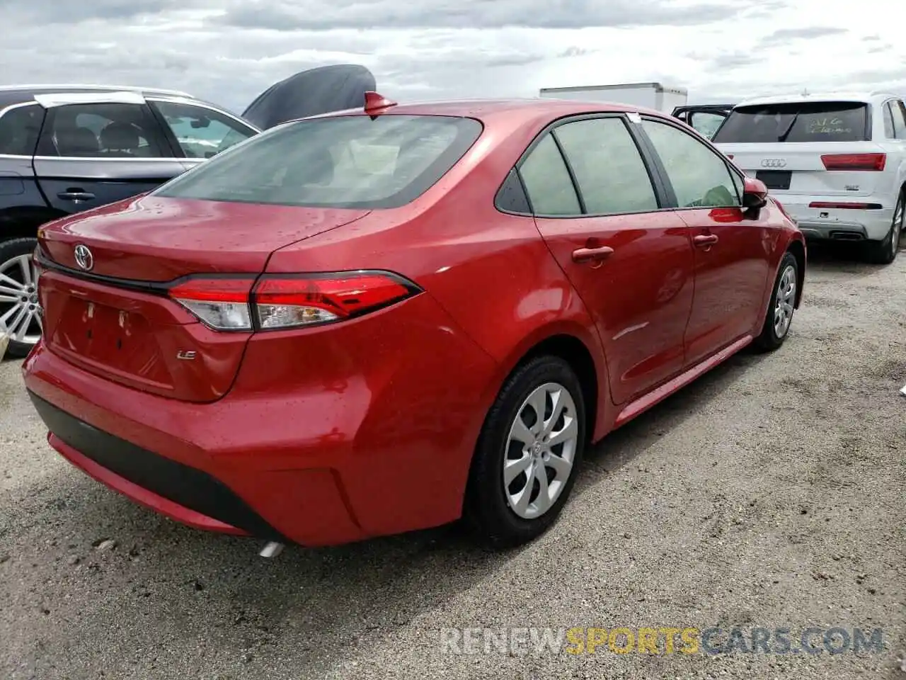 4 Photograph of a damaged car JTDEPRAEXLJ027513 TOYOTA COROLLA 2020