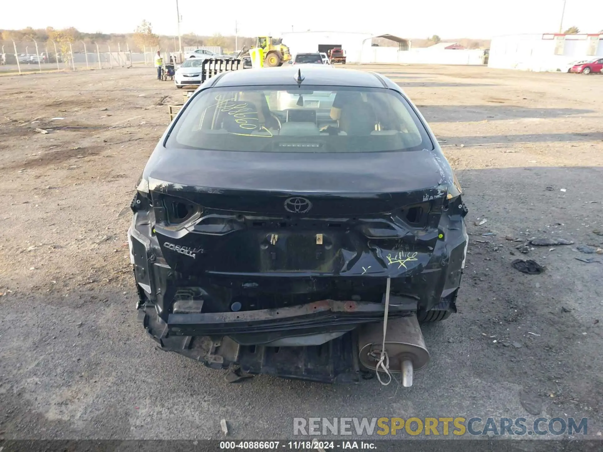 17 Photograph of a damaged car JTDEPRAEXLJ031240 TOYOTA COROLLA 2020
