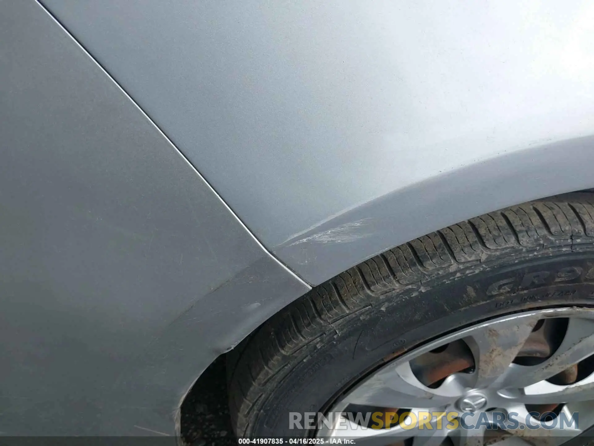 18 Photograph of a damaged car JTDEPRAEXLJ032789 TOYOTA COROLLA 2020