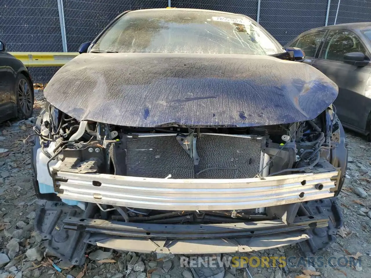 5 Photograph of a damaged car JTDEPRAEXLJ033828 TOYOTA COROLLA 2020