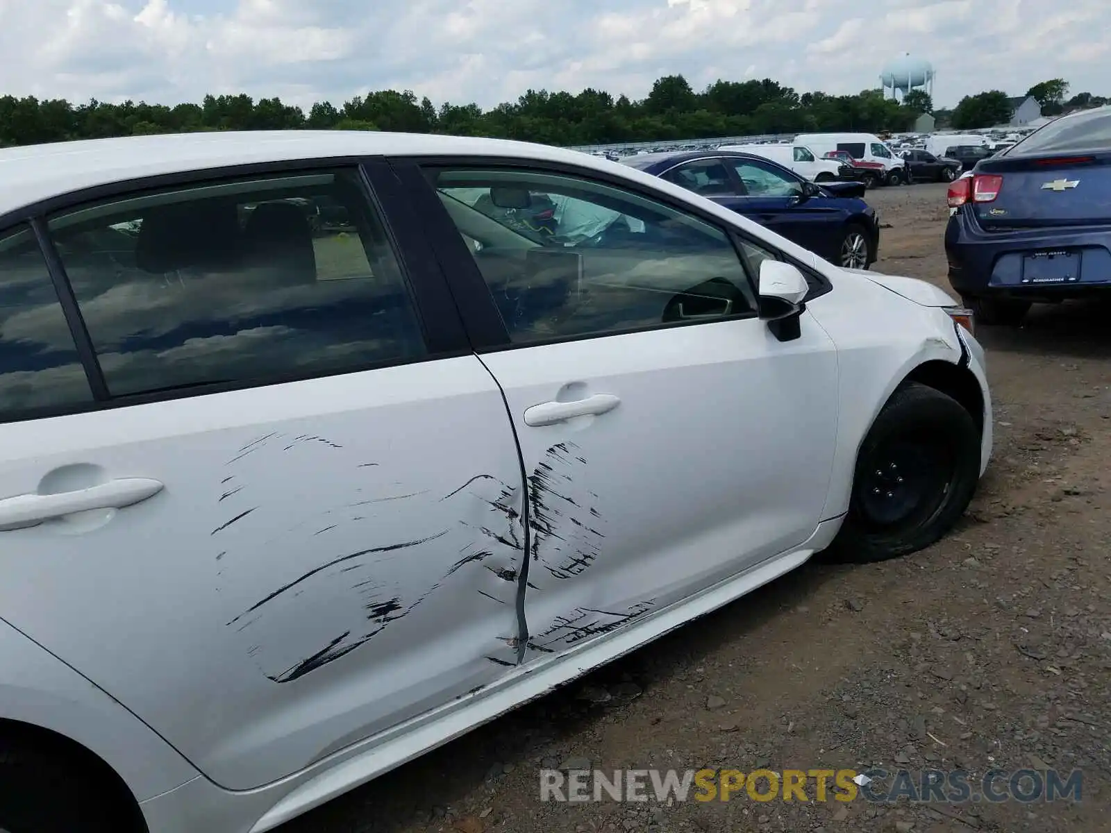 9 Photograph of a damaged car JTDEPRAEXLJ041931 TOYOTA COROLLA 2020