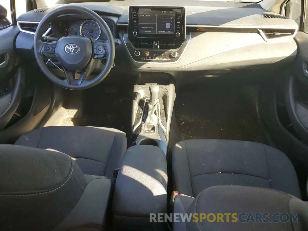 8 Photograph of a damaged car JTDEPRAEXLJ042710 TOYOTA COROLLA 2020