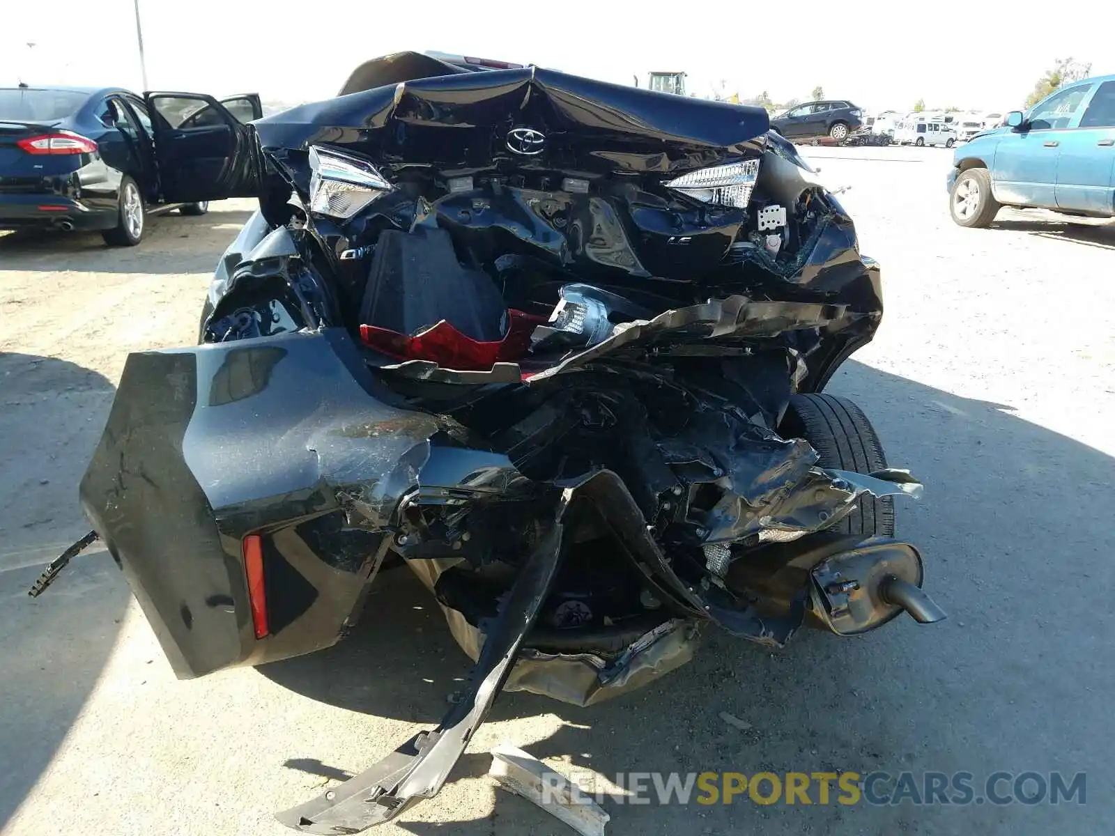 9 Photograph of a damaged car JTDEPRAEXLJ049642 TOYOTA COROLLA 2020