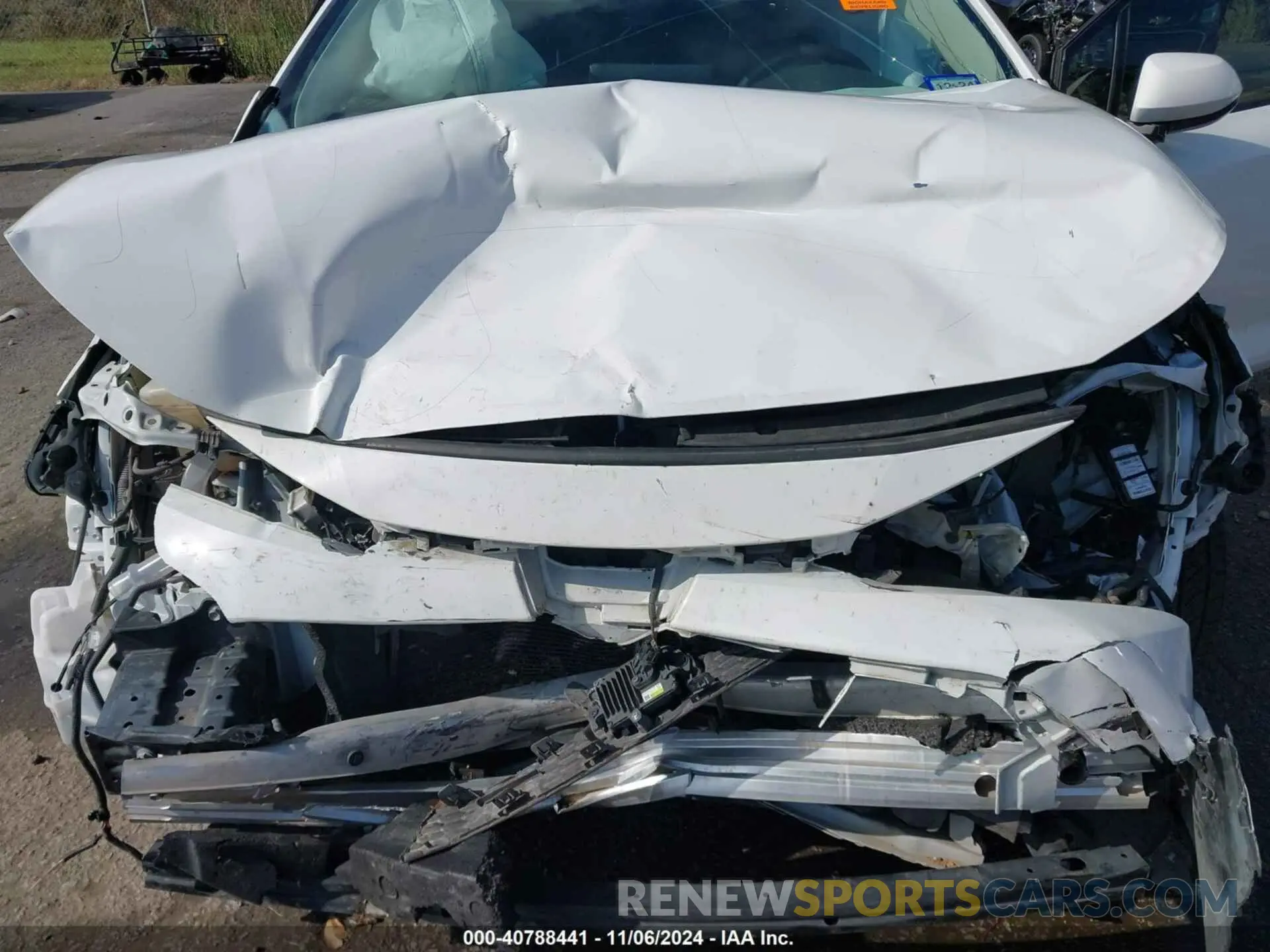 10 Photograph of a damaged car JTDEPRAEXLJ052525 TOYOTA COROLLA 2020