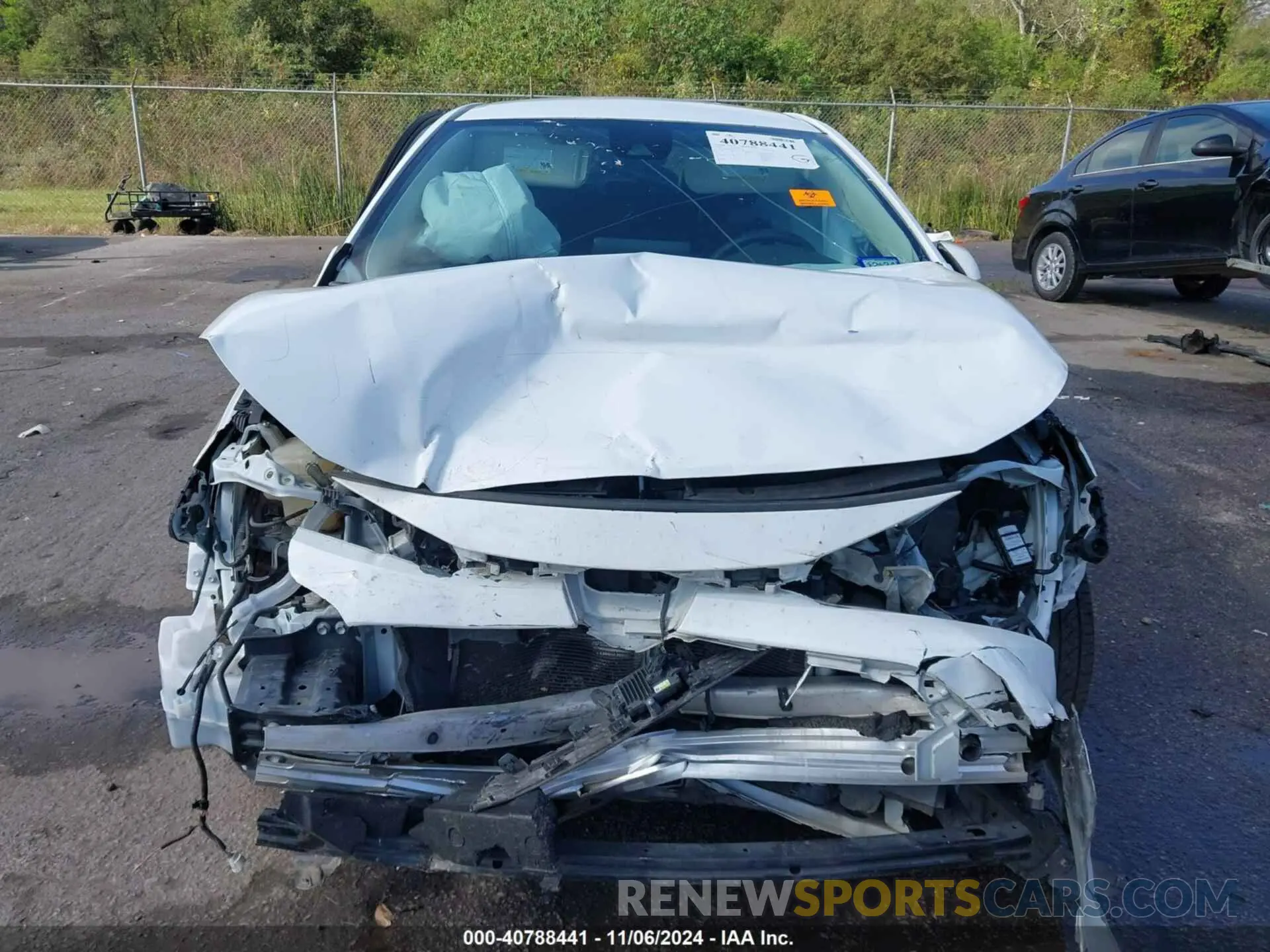 11 Photograph of a damaged car JTDEPRAEXLJ052525 TOYOTA COROLLA 2020