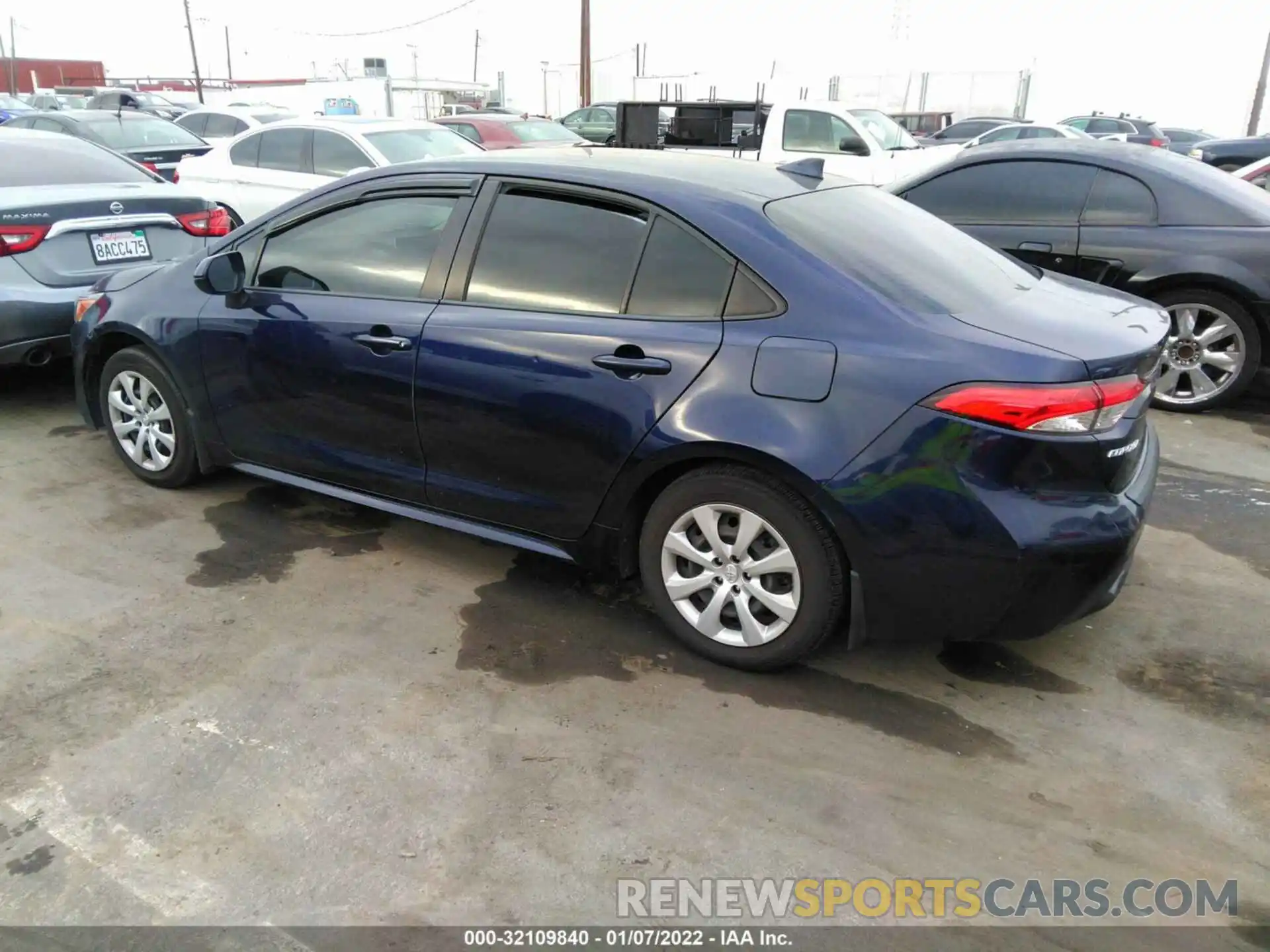 3 Photograph of a damaged car JTDEPRAEXLJ055392 TOYOTA COROLLA 2020